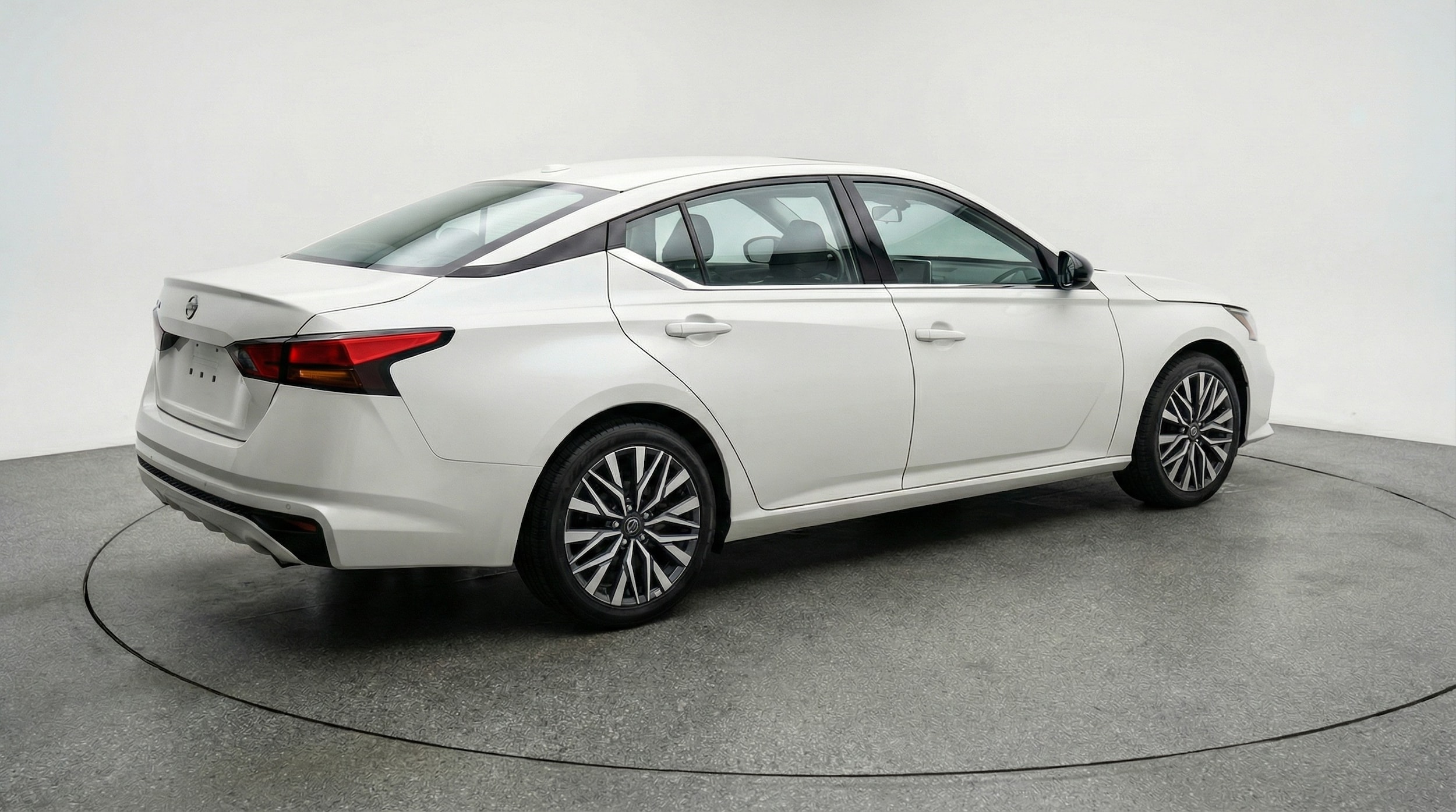 Thumbnail: 2025 Nissan Altima - 7