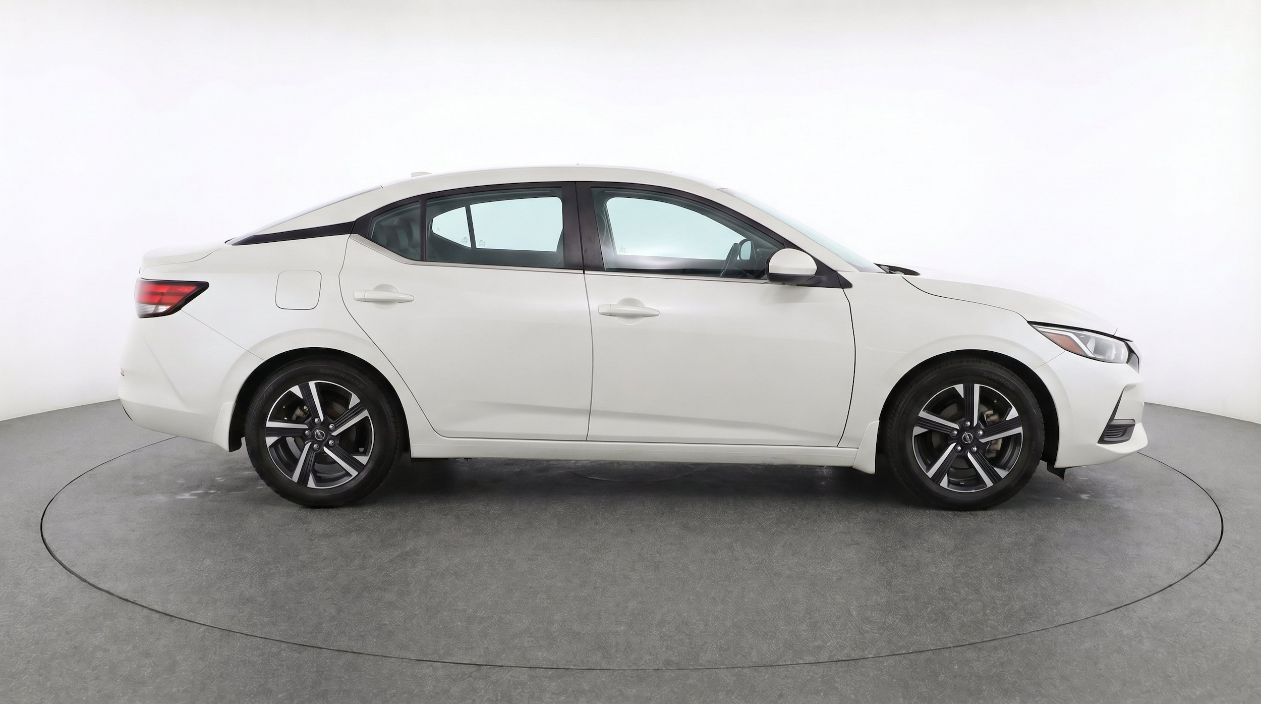 Thumbnail: 2024 Nissan Sentra - 10