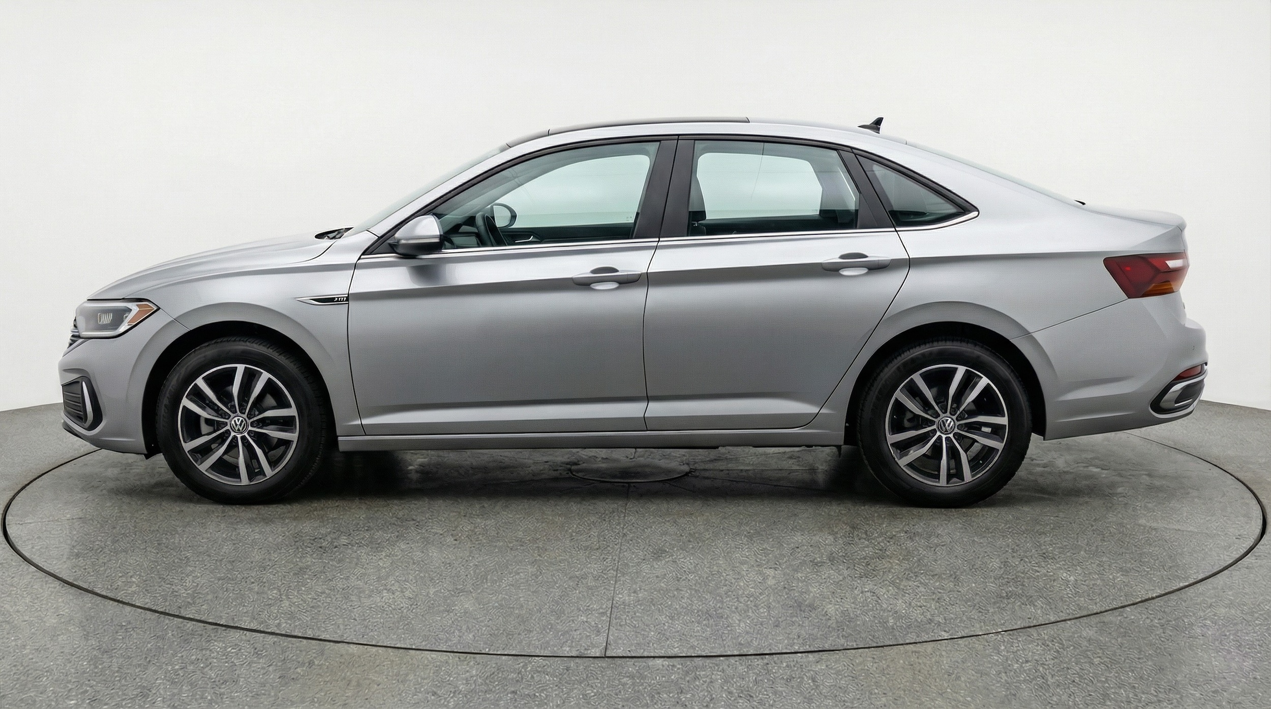 Thumbnail: 2025 Volkswagen Jetta - 4