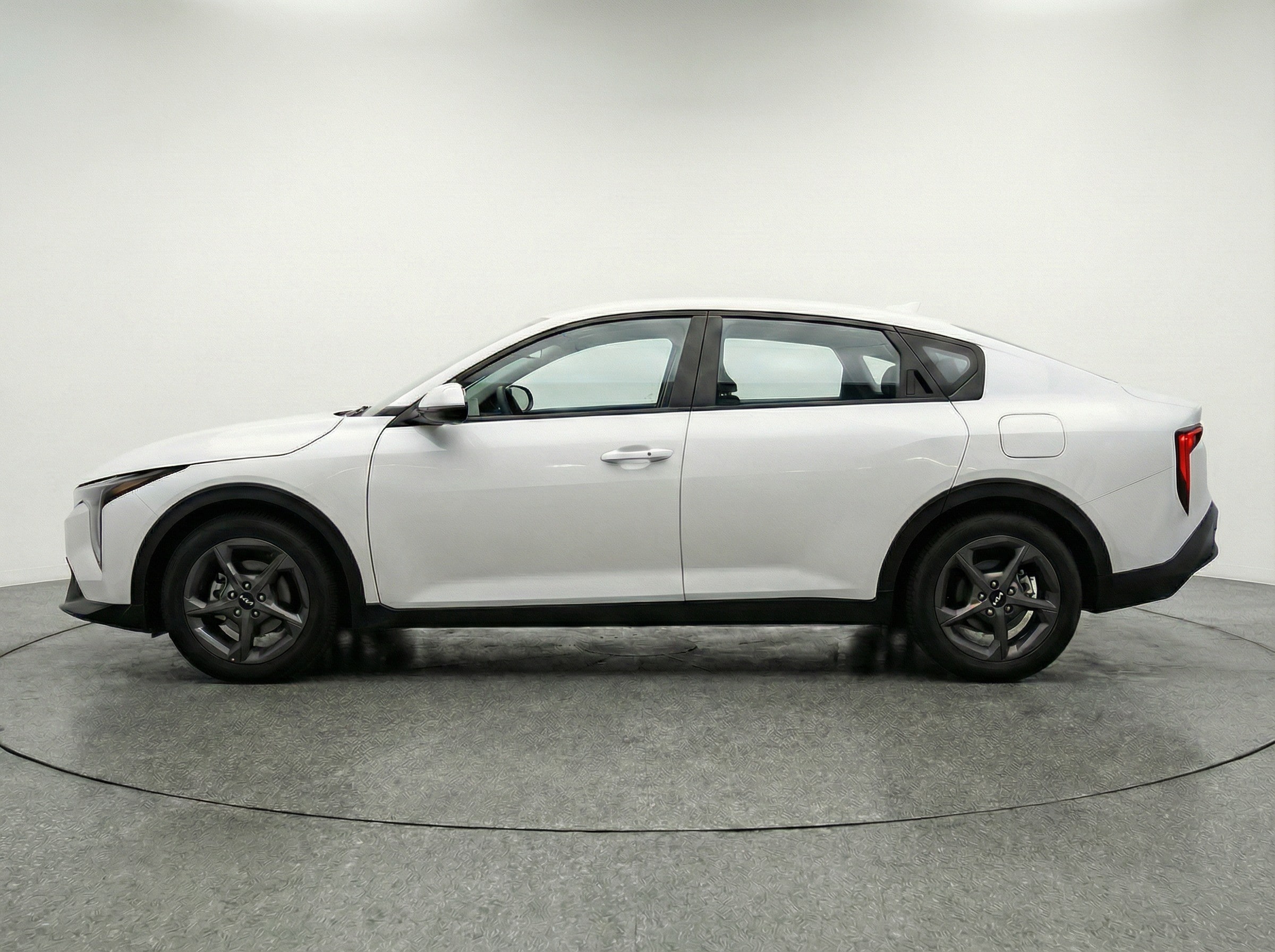 Thumbnail: 2025 Kia K4 - 4