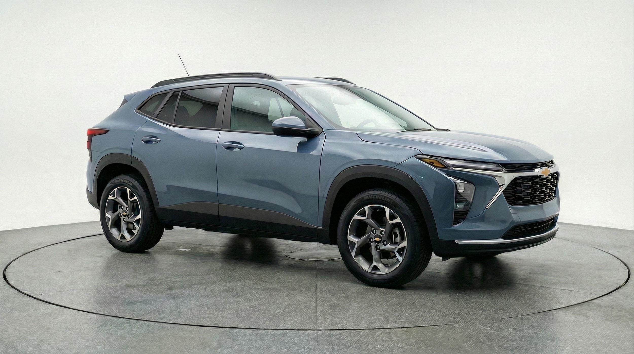 Thumbnail: 2025 Chevrolet Trax - 1