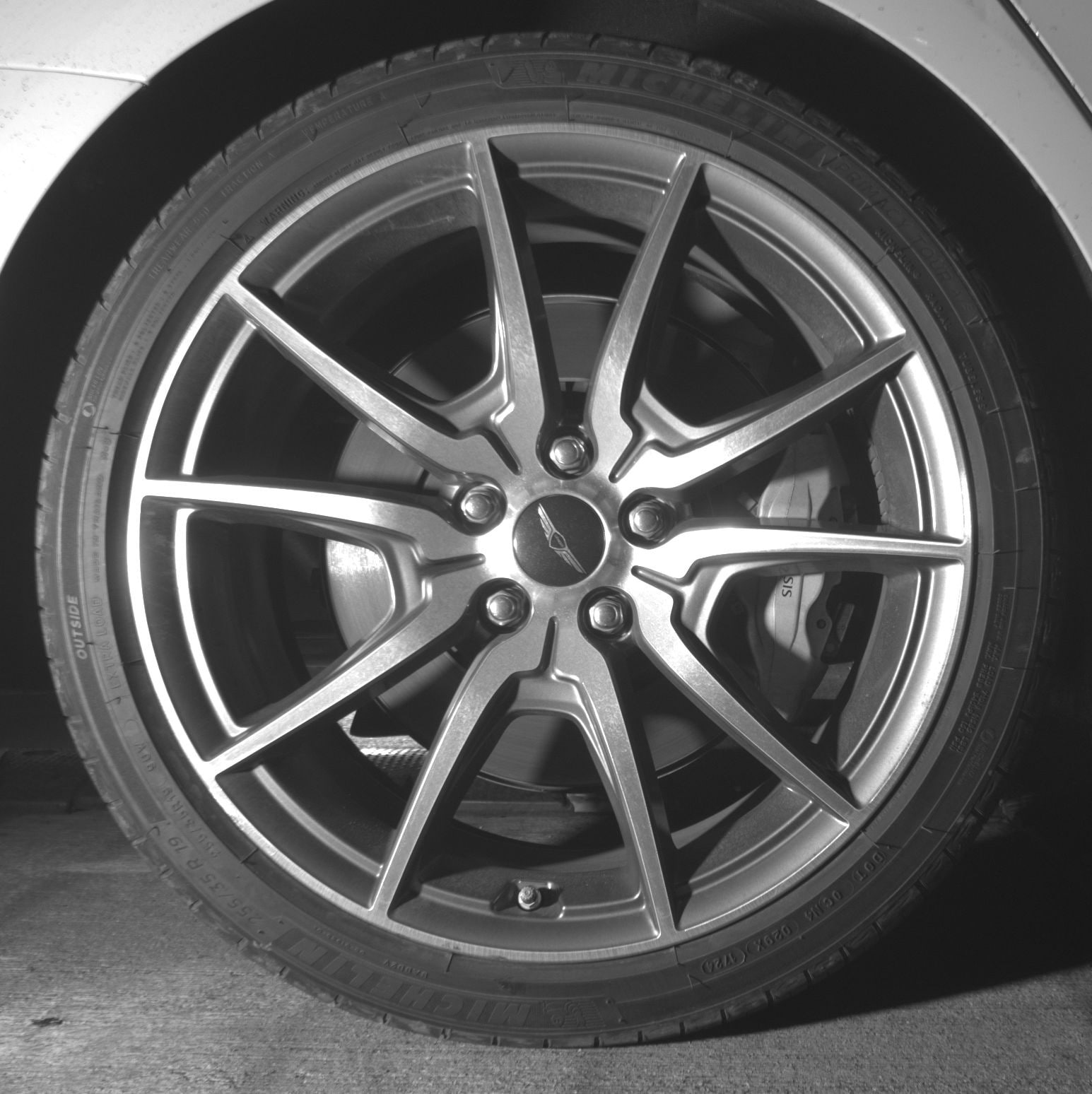 Thumbnail: 2025 Genesis G70 - 12