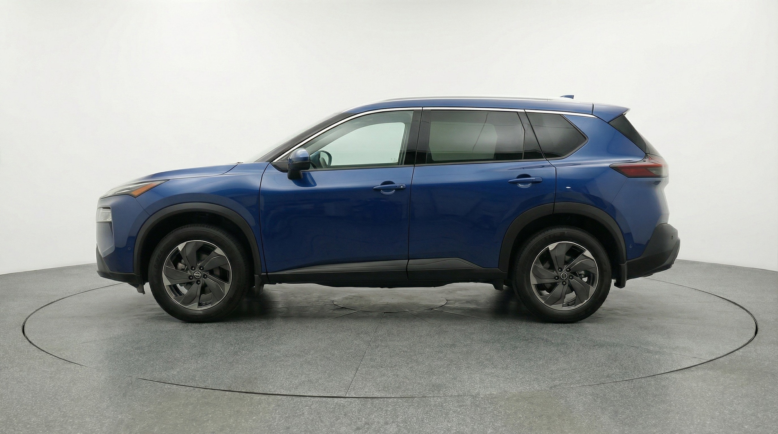 Thumbnail: 2025 Nissan Rogue - 5