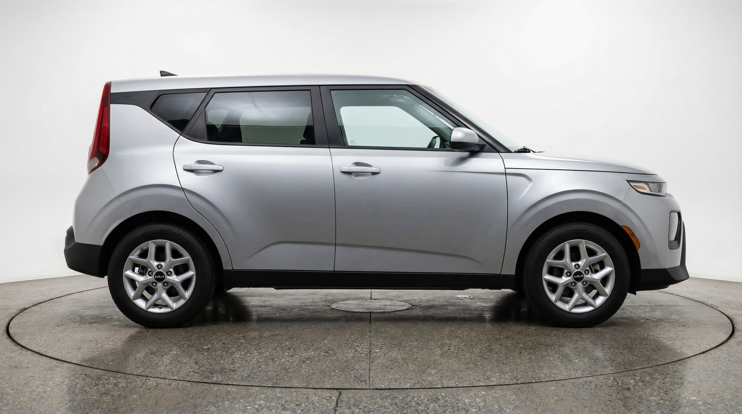 Thumbnail: 2025 Kia Soul - 8