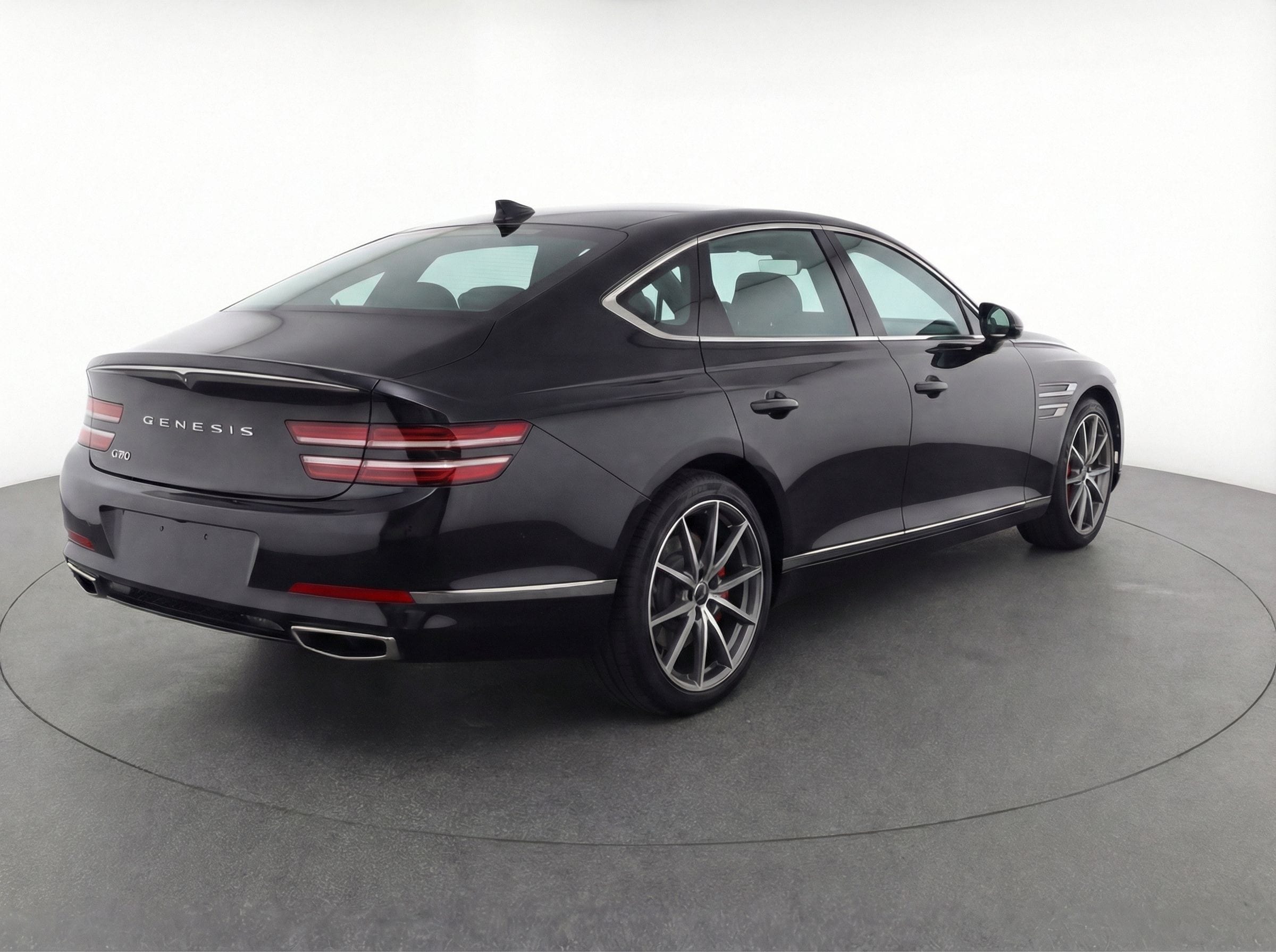 Thumbnail: 2025 Genesis G70 - 7