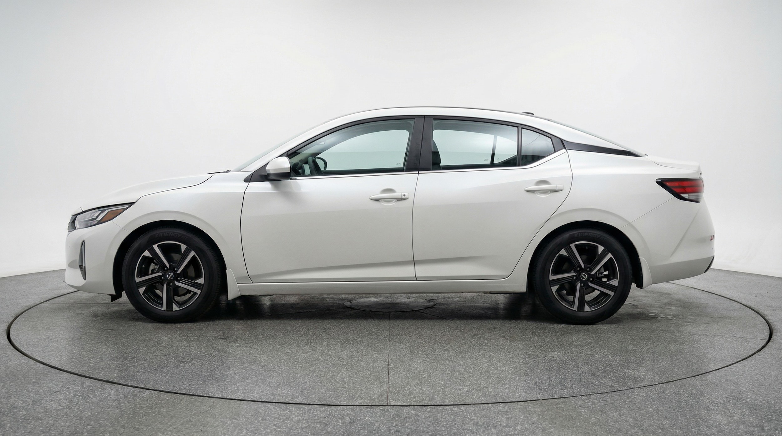 Thumbnail: 2025 Nissan Sentra - 4