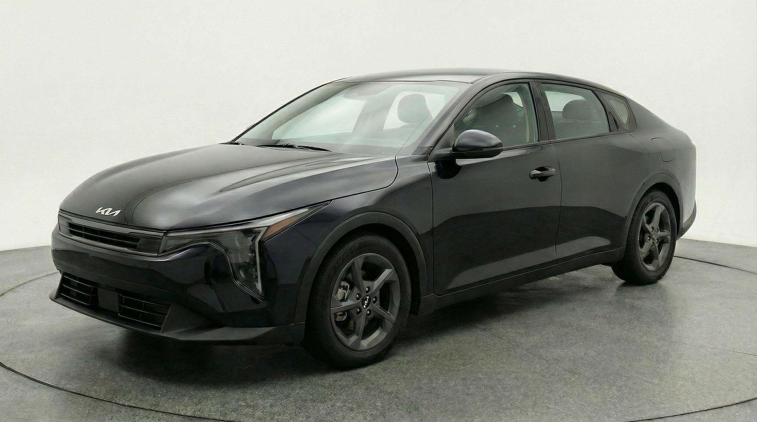 Thumbnail: 2025 Kia K4 - 3