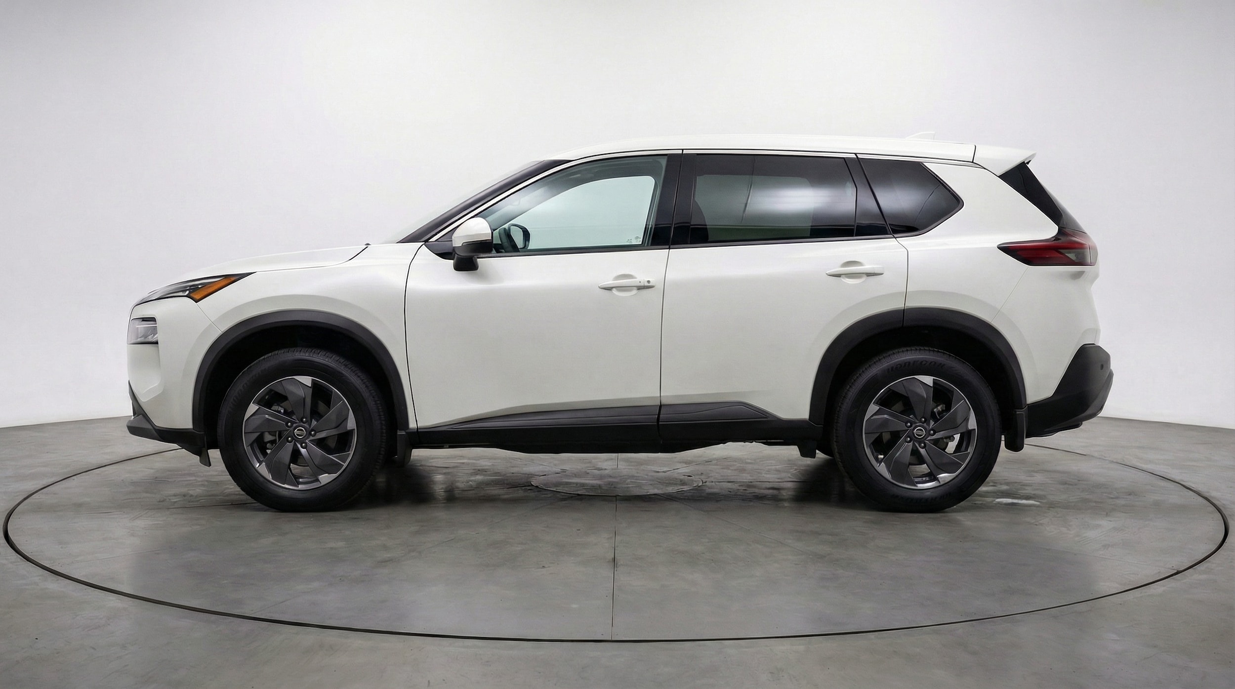 Thumbnail: 2025 Nissan Rogue - 4