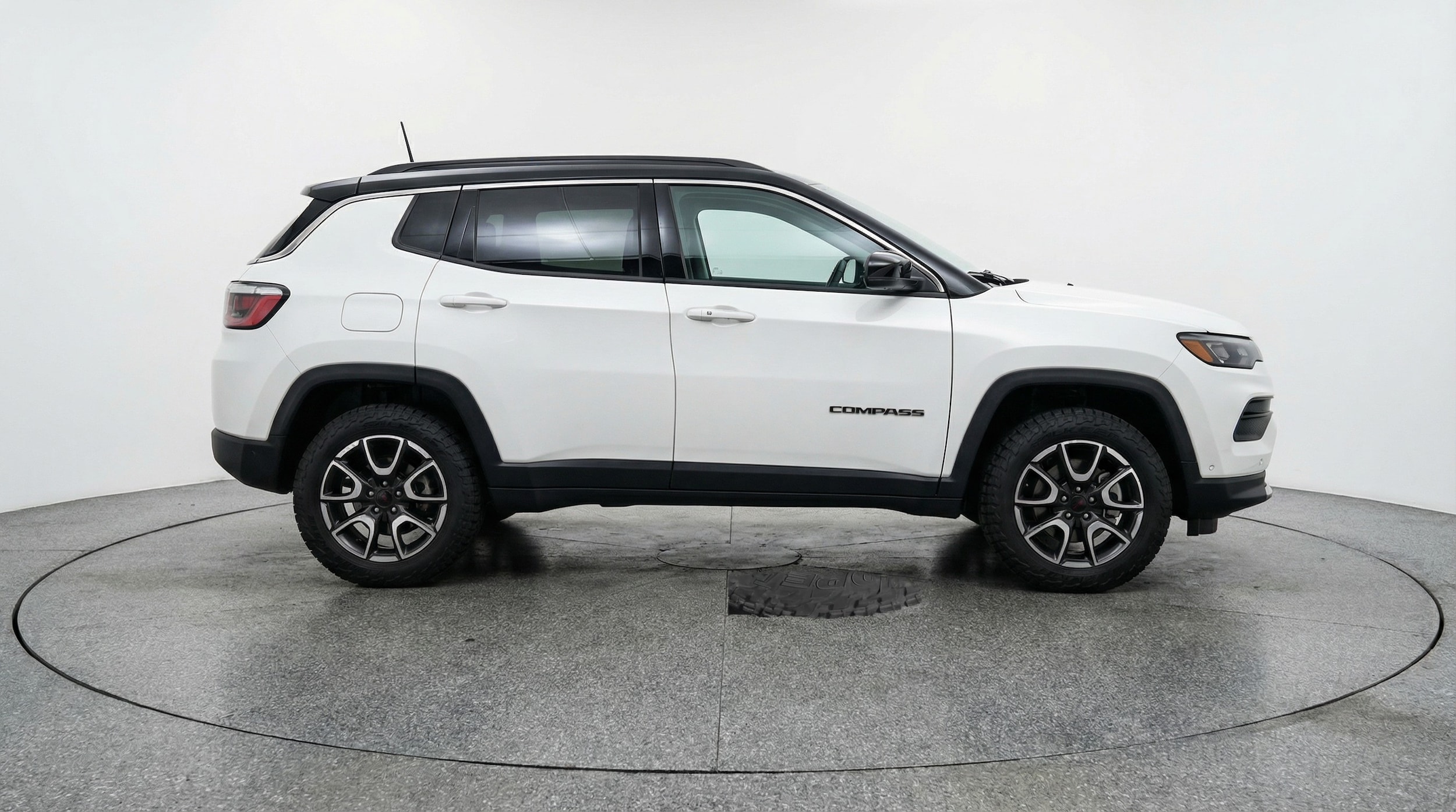 Thumbnail: 2025 Jeep Compass - 8