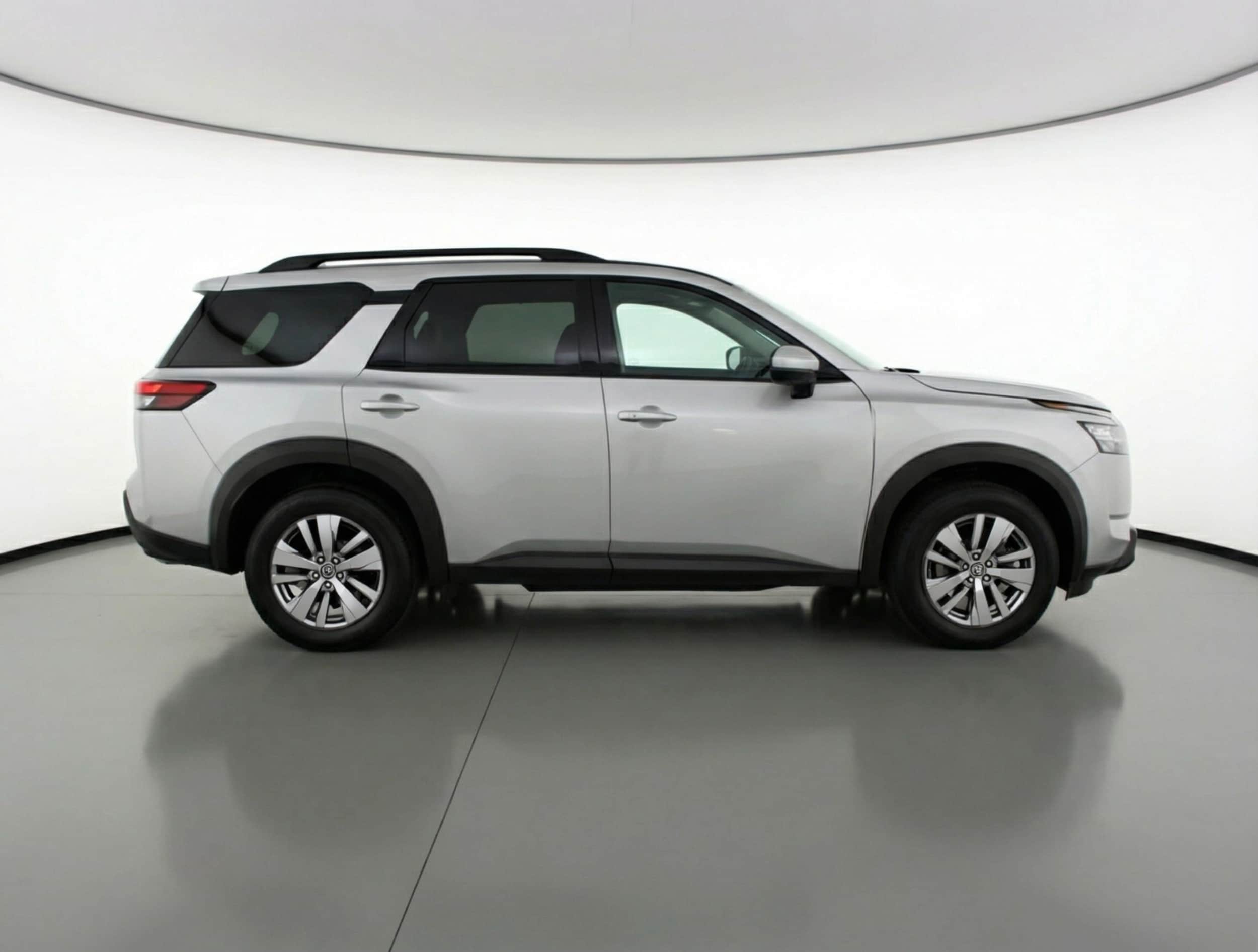 Thumbnail: 2025 Nissan Pathfinder - 11