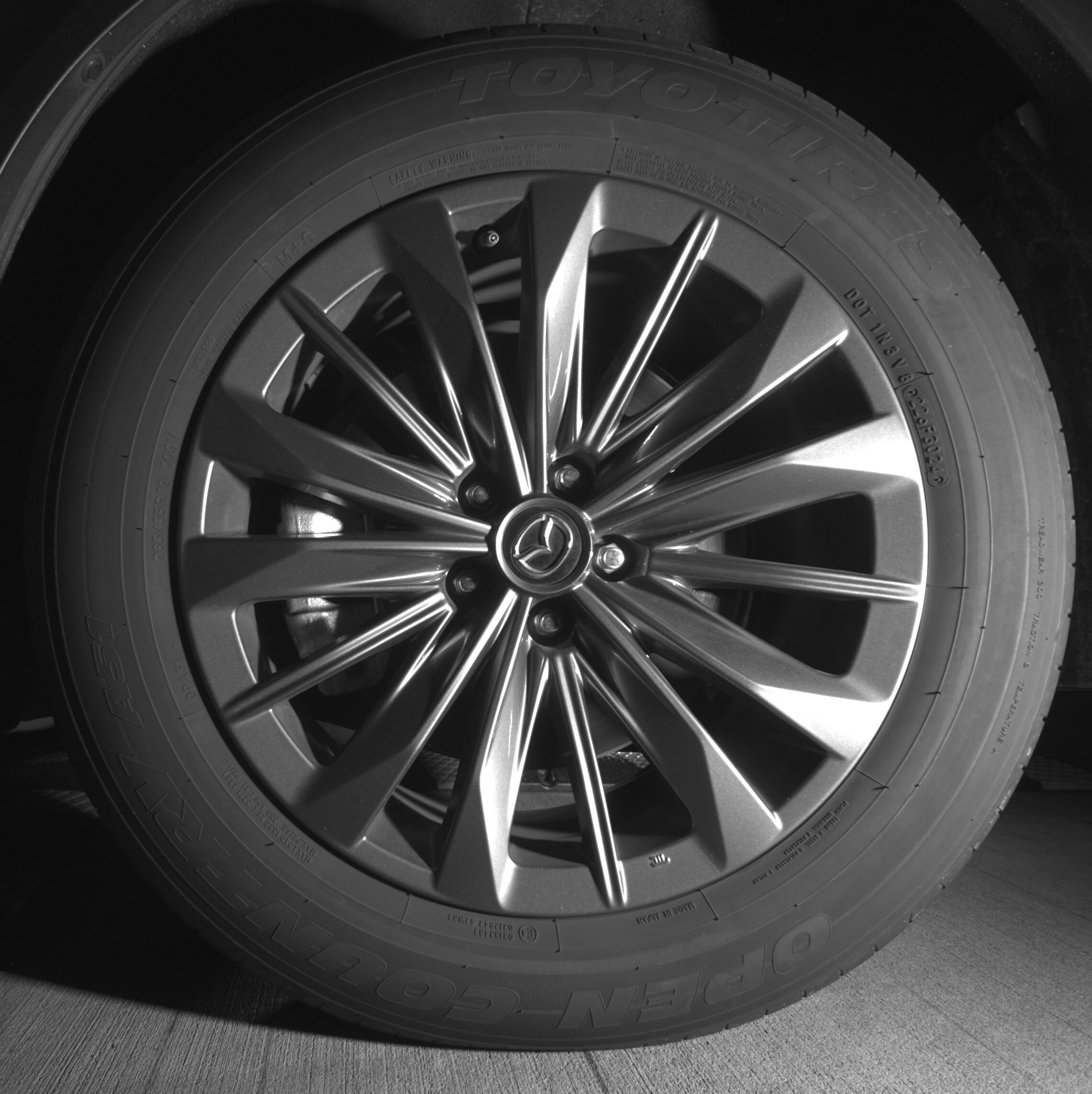 Thumbnail: 2025 Mazda CX-70 - 11