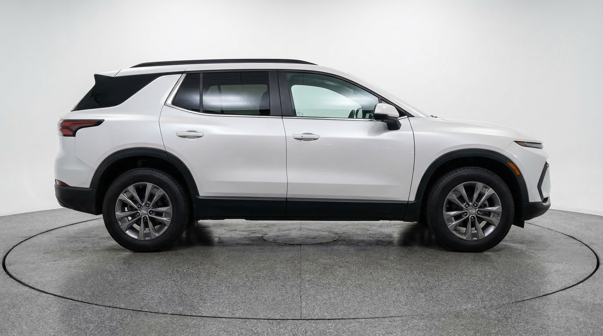 Thumbnail: 2025 Chevrolet Equinox - 8