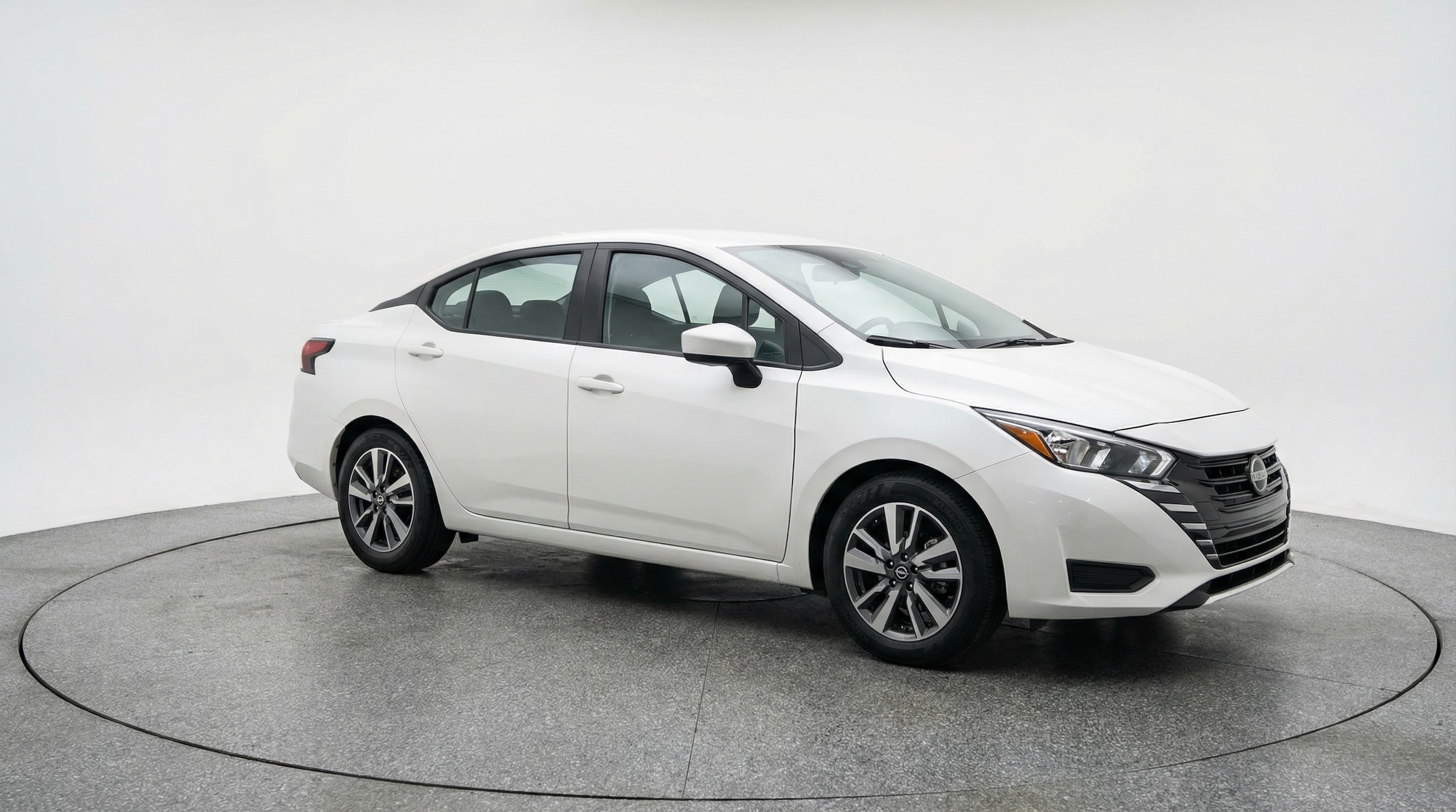 2025 Nissan Versa Sedan SV