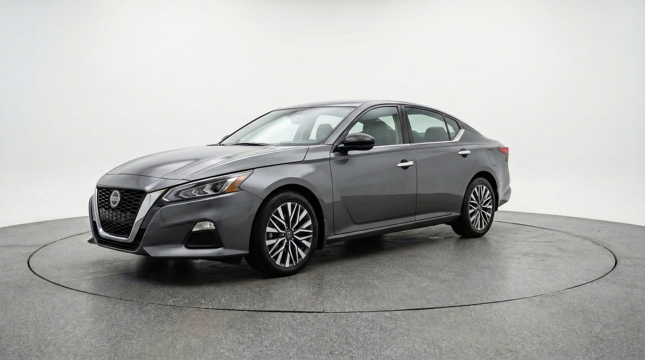 Thumbnail: 2025 Nissan Altima - 3