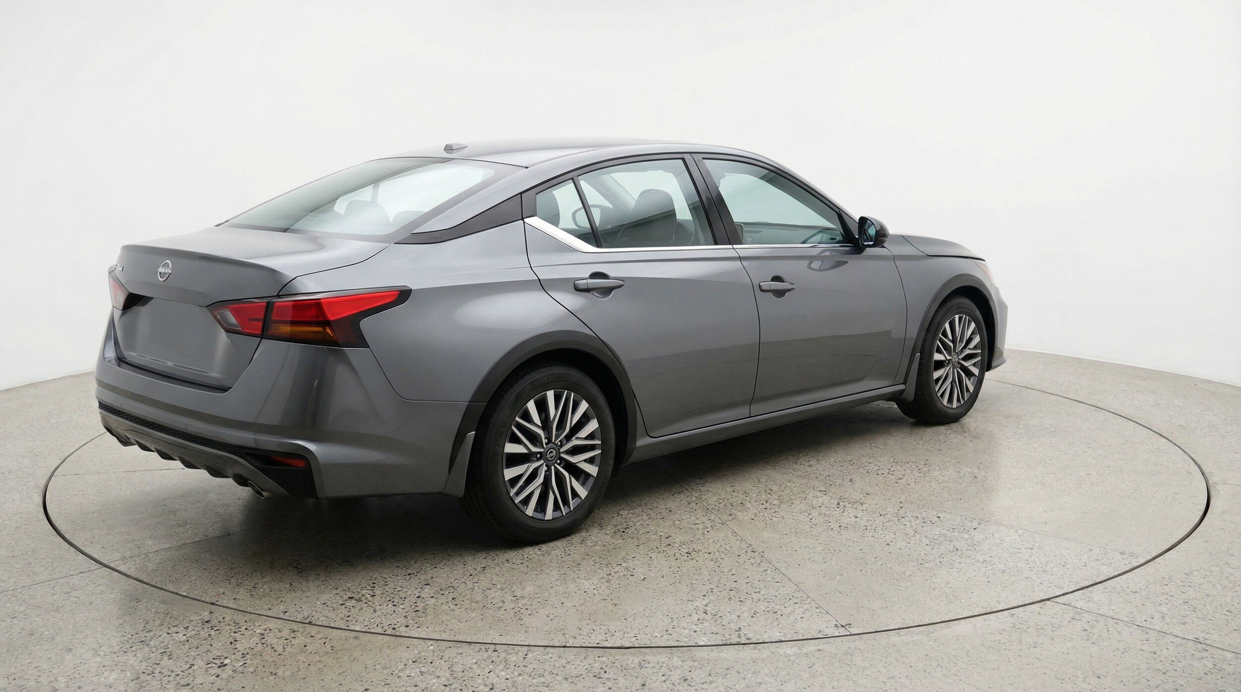 Thumbnail: 2025 Nissan Altima - 9