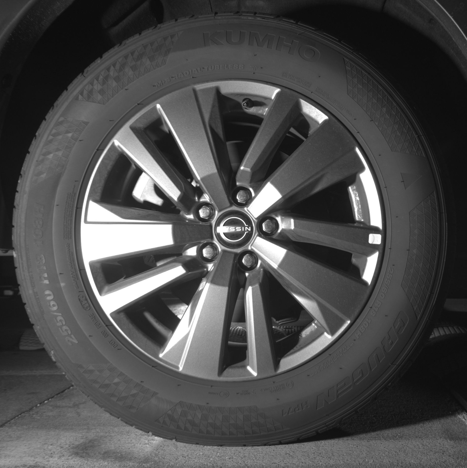 Thumbnail: 2025 Nissan Pathfinder - 12