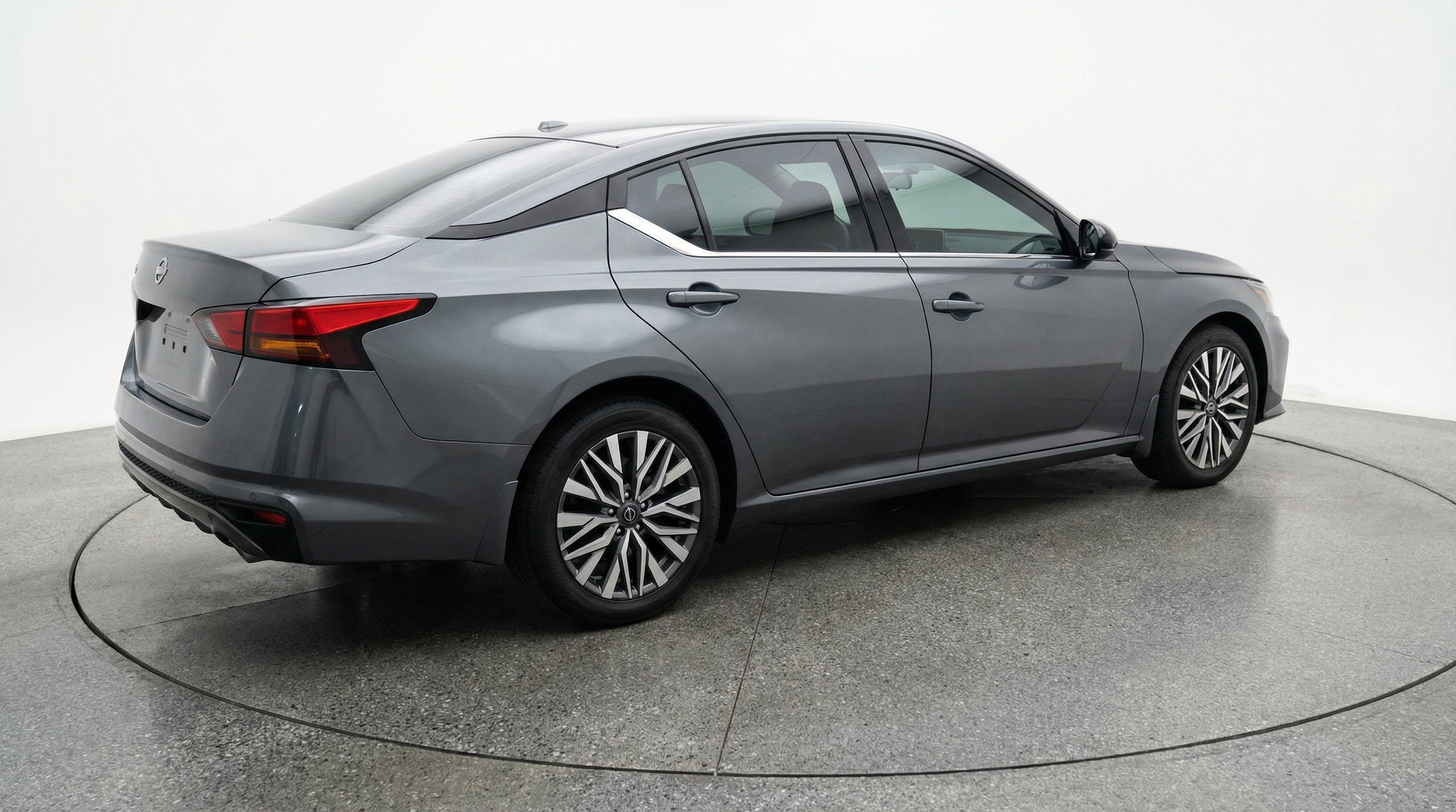 Thumbnail: 2025 Nissan Altima - 9