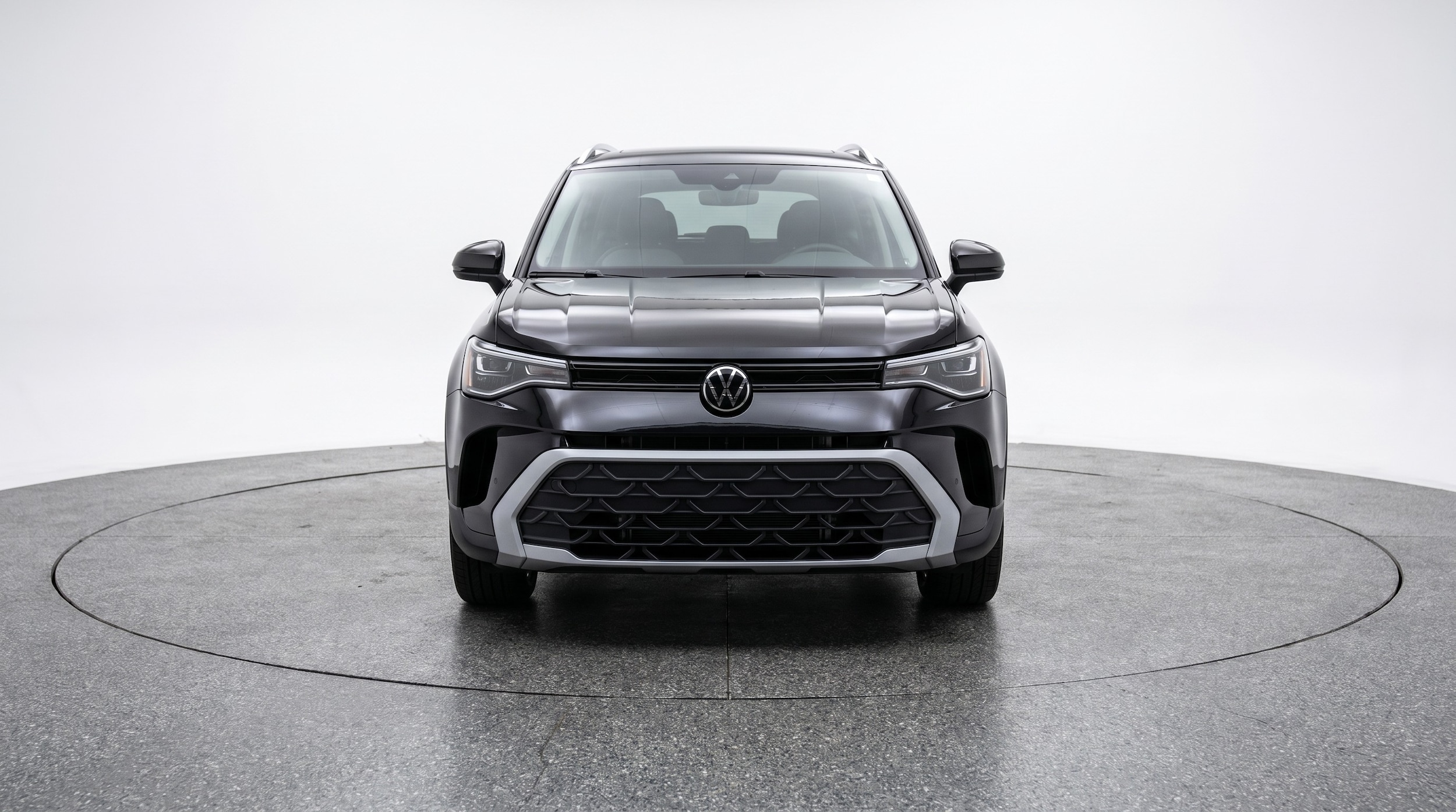 Thumbnail: 2025 Volkswagen Taos - 2