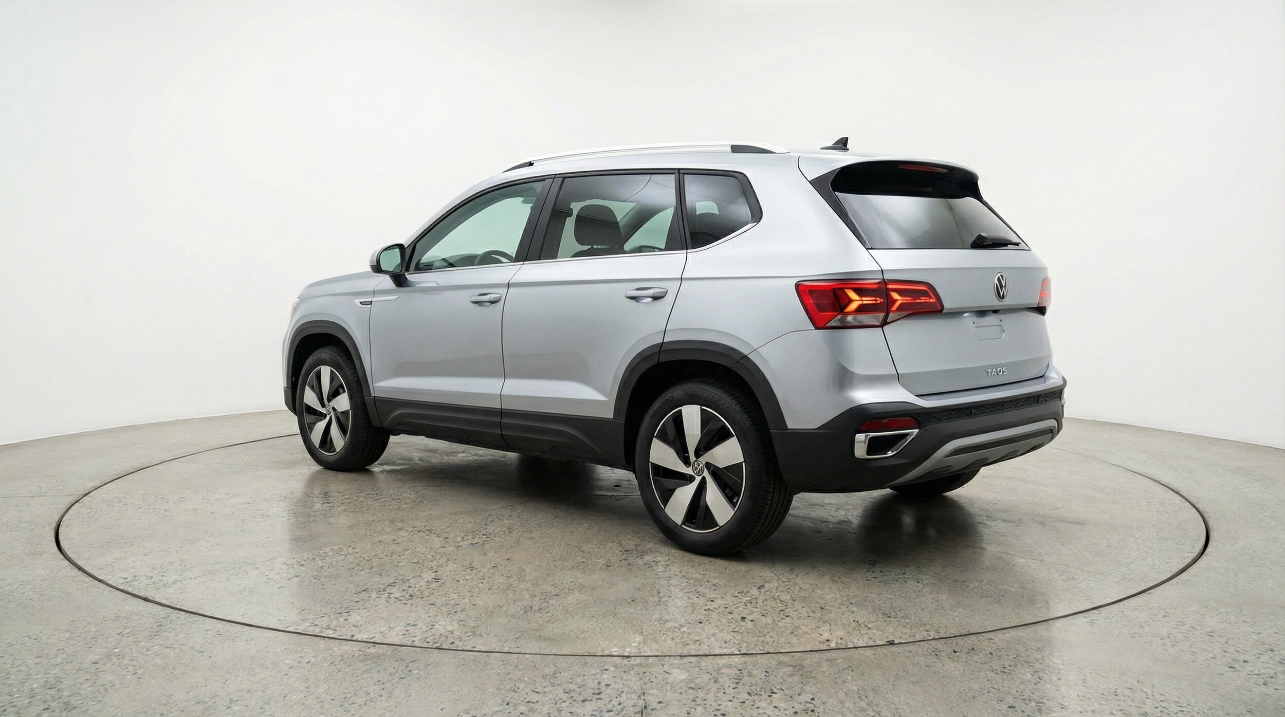 Thumbnail: 2025 Volkswagen Taos - 5