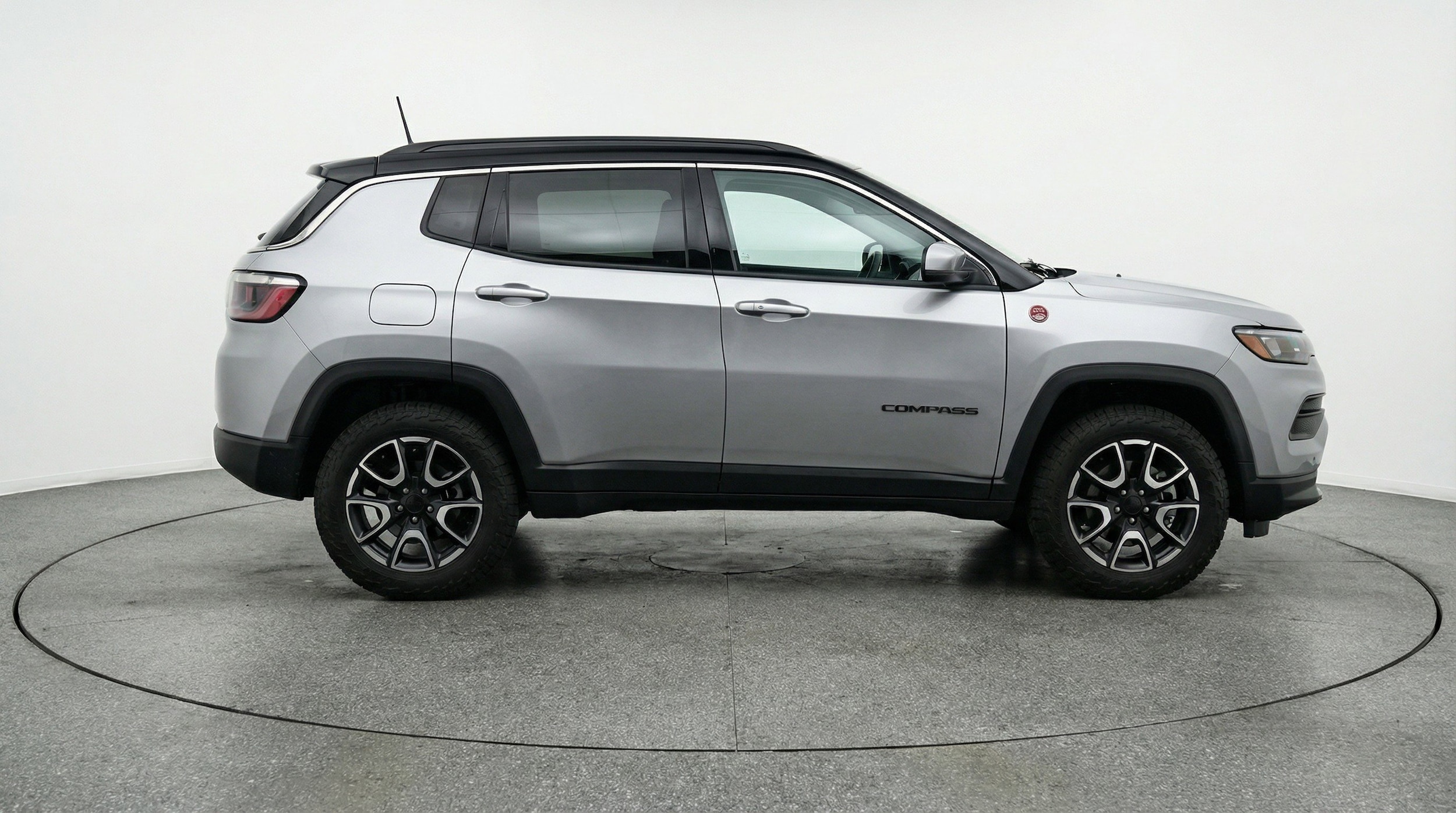 Thumbnail: 2025 Jeep Compass - 11