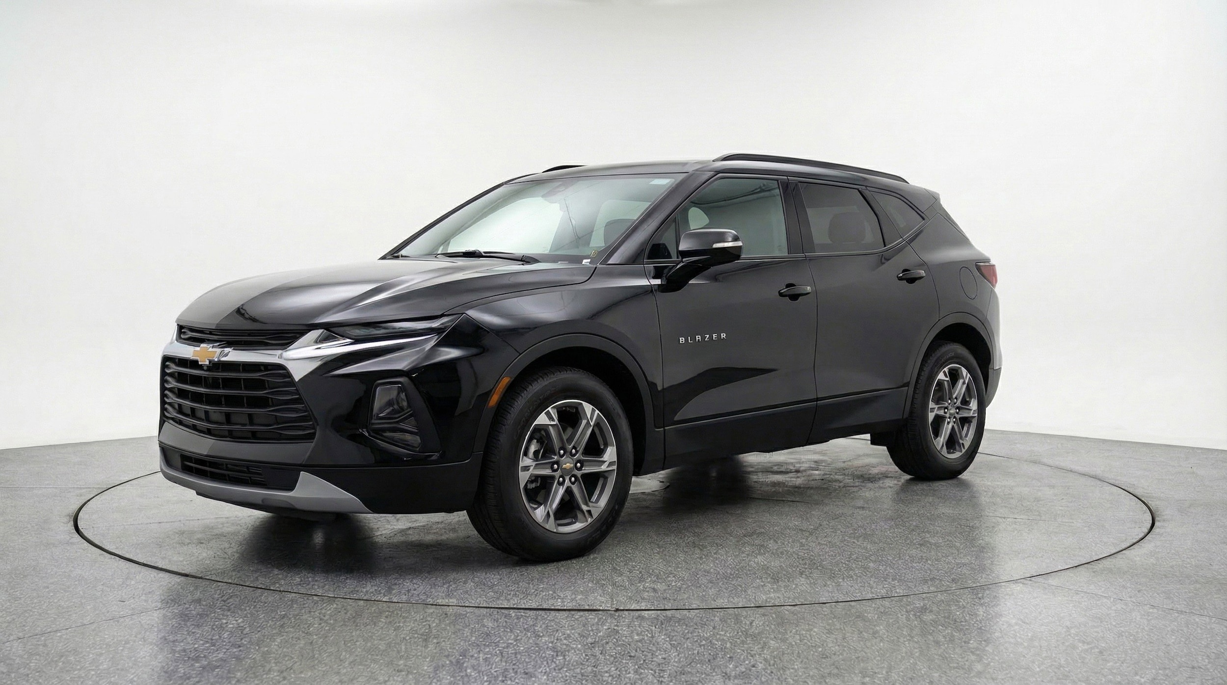 Thumbnail: 2025 Chevrolet Blazer - 3