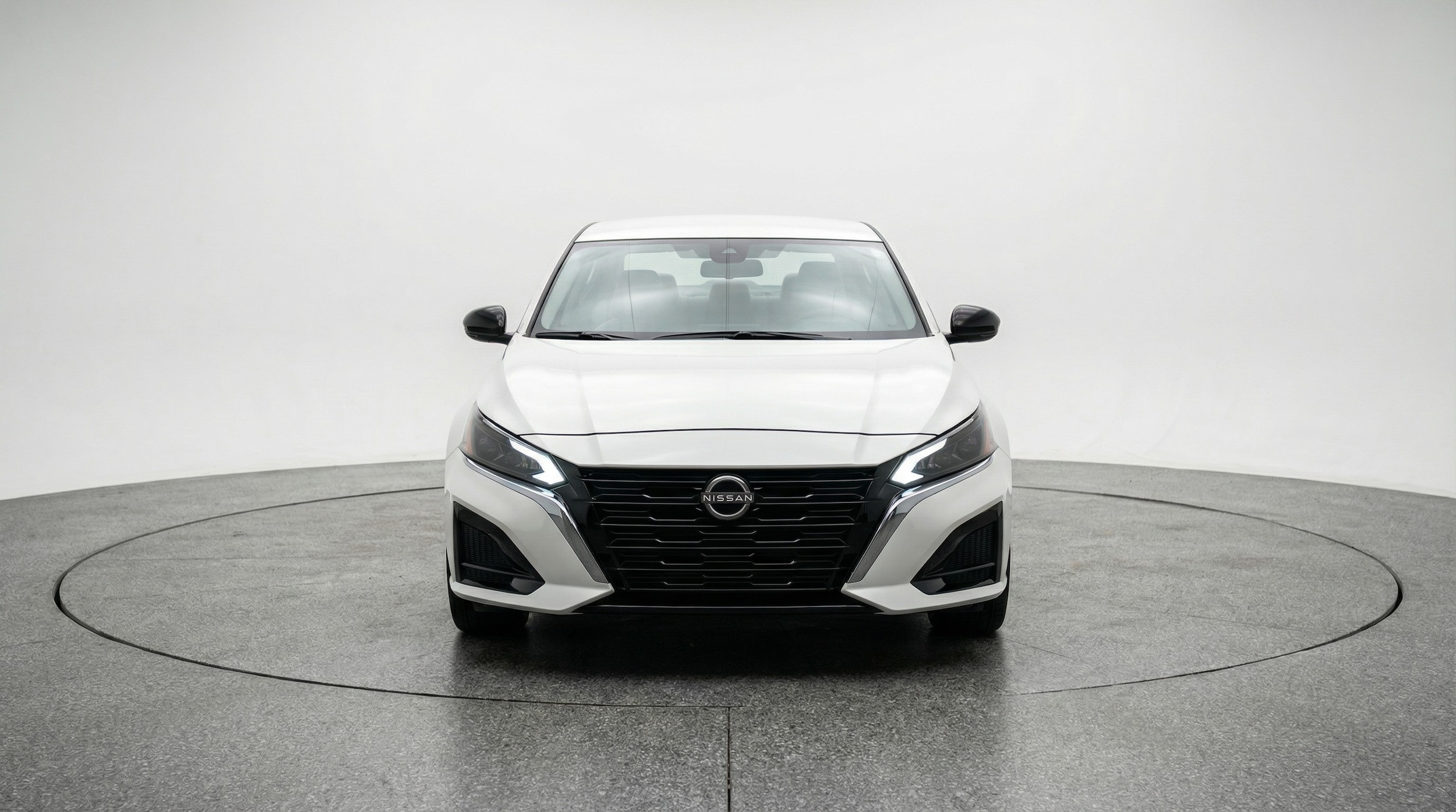 Thumbnail: 2025 Nissan Altima - 2