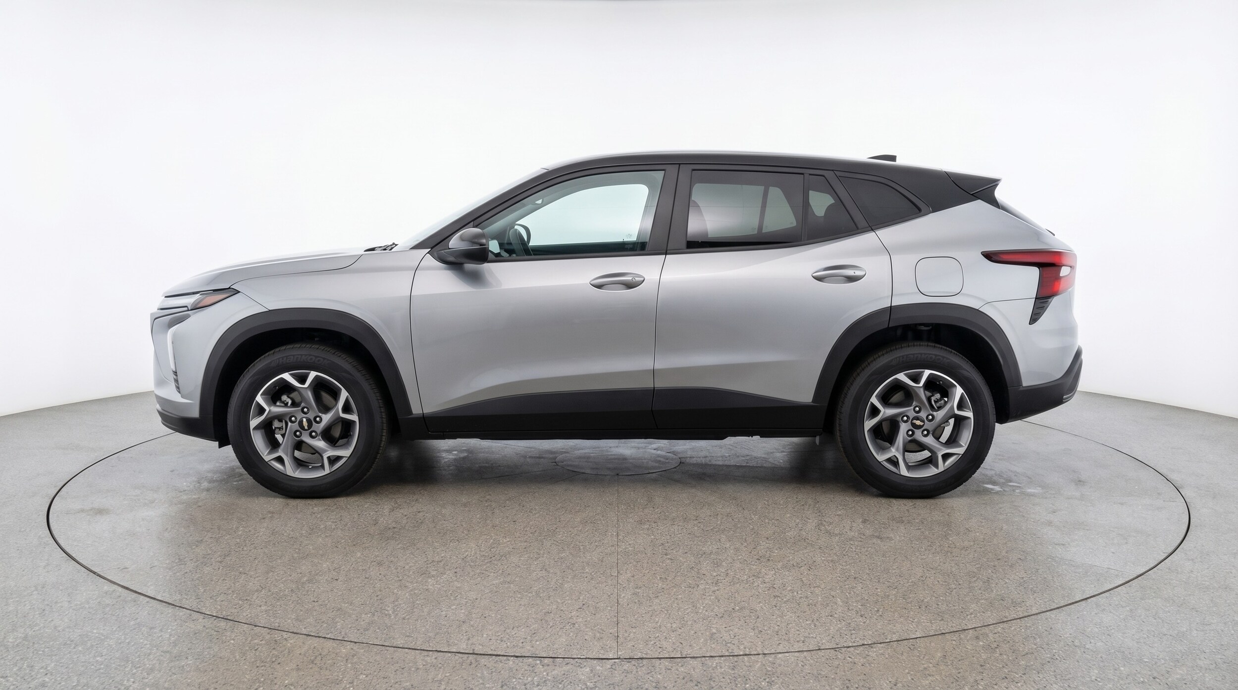 Thumbnail: 2025 Chevrolet Trax - 4