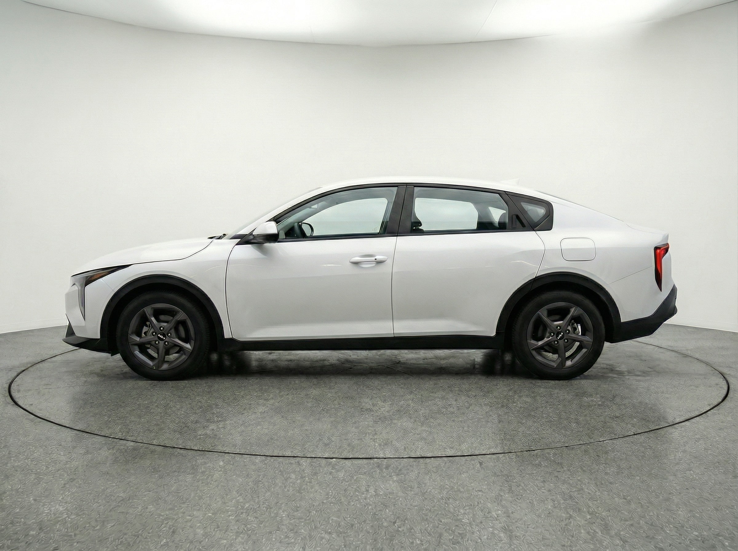 Thumbnail: 2025 Kia K4 - 4