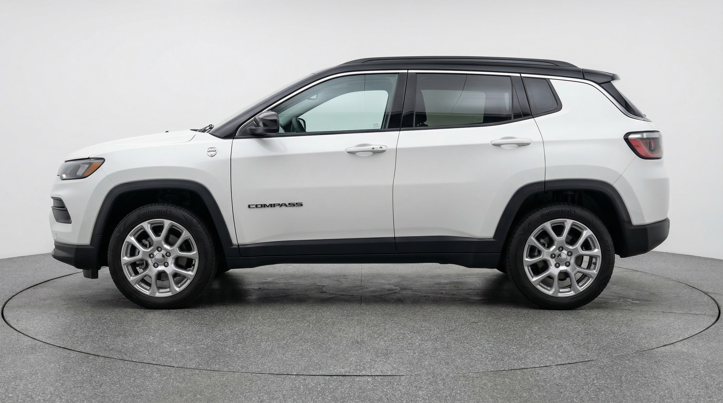 Thumbnail: 2025 Jeep Compass - 4