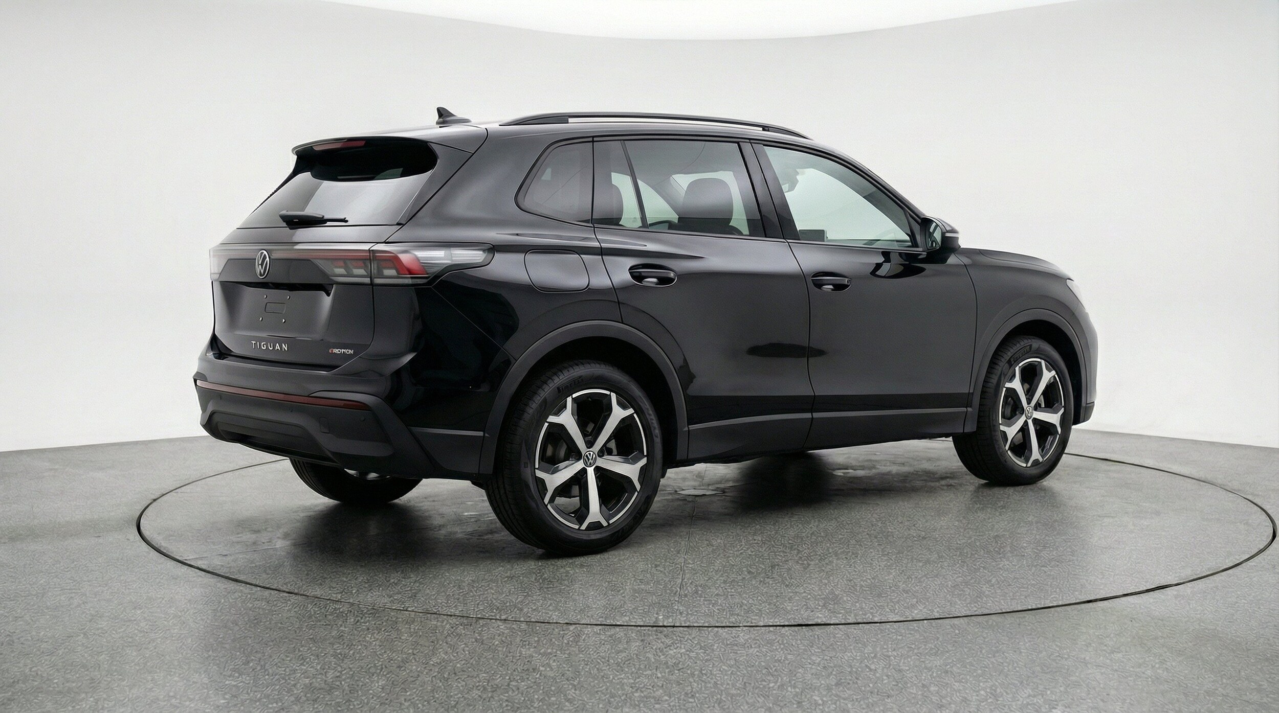 Thumbnail: 2026 Volkswagen Tiguan - 9