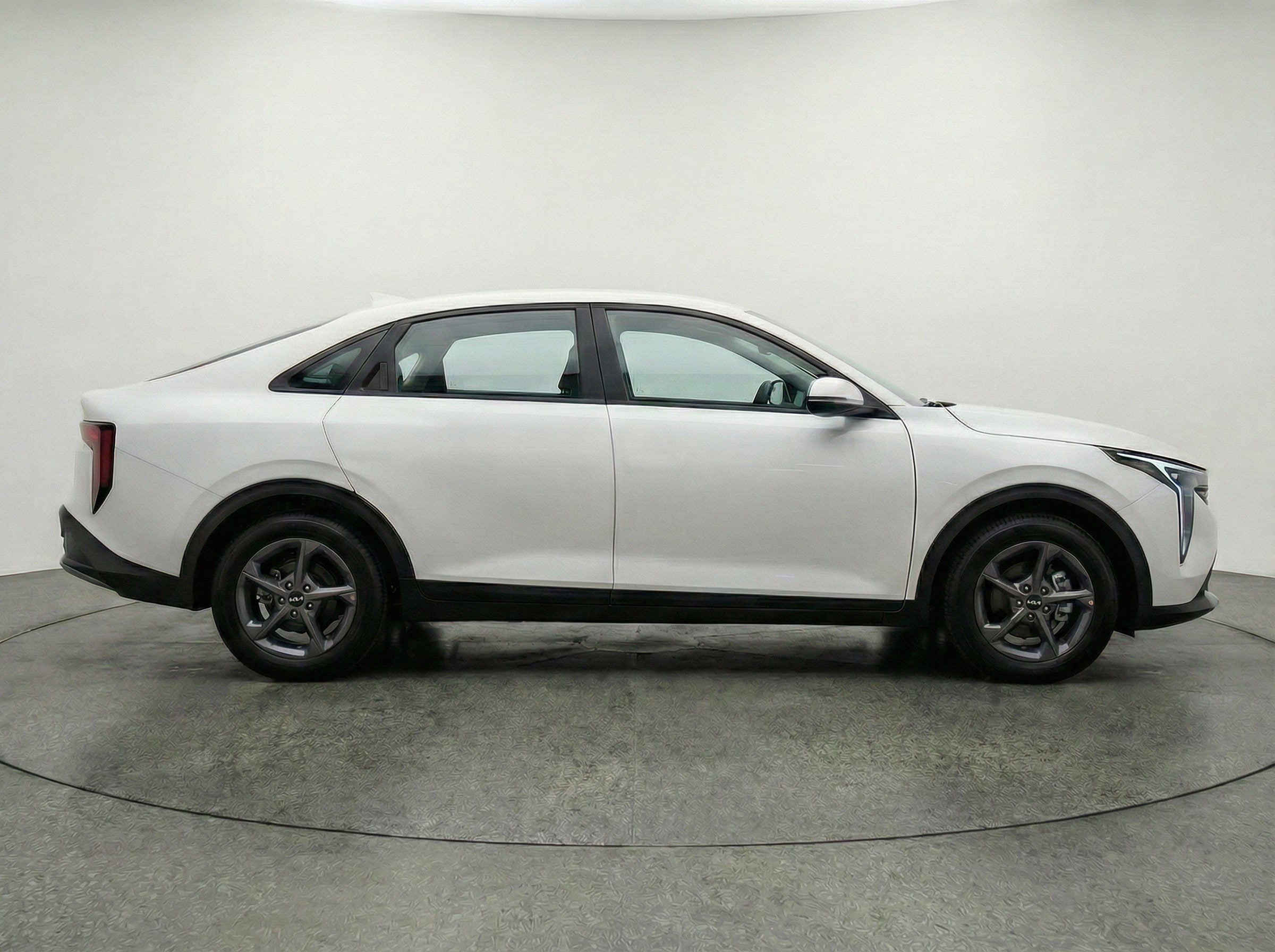 Thumbnail: 2025 Kia K4 - 11