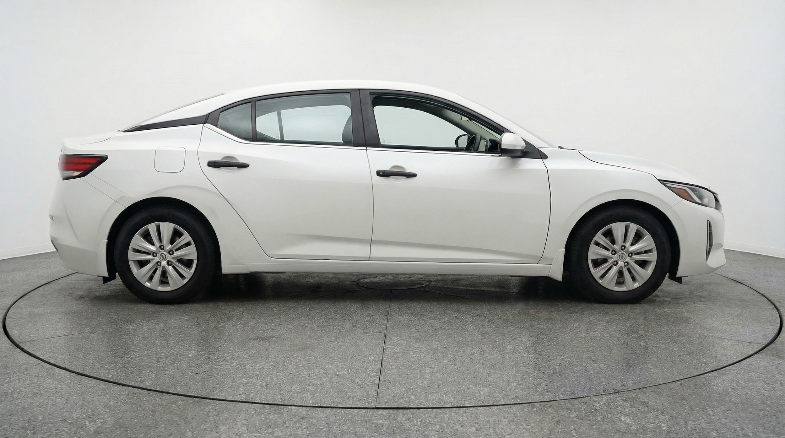 Thumbnail: 2025 Nissan Sentra - 8