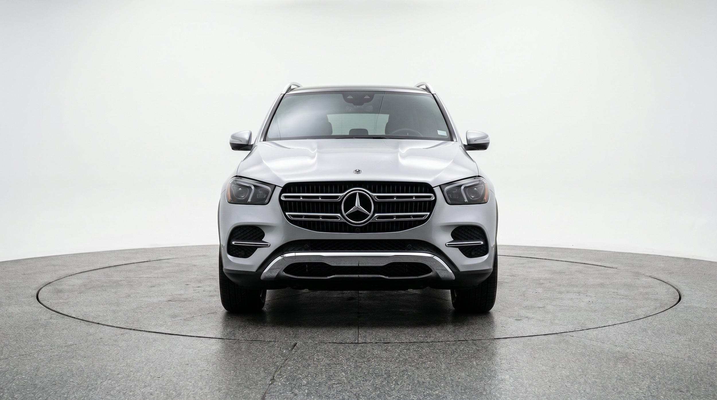Thumbnail: 2026 Mercedes-Benz GLE - 2