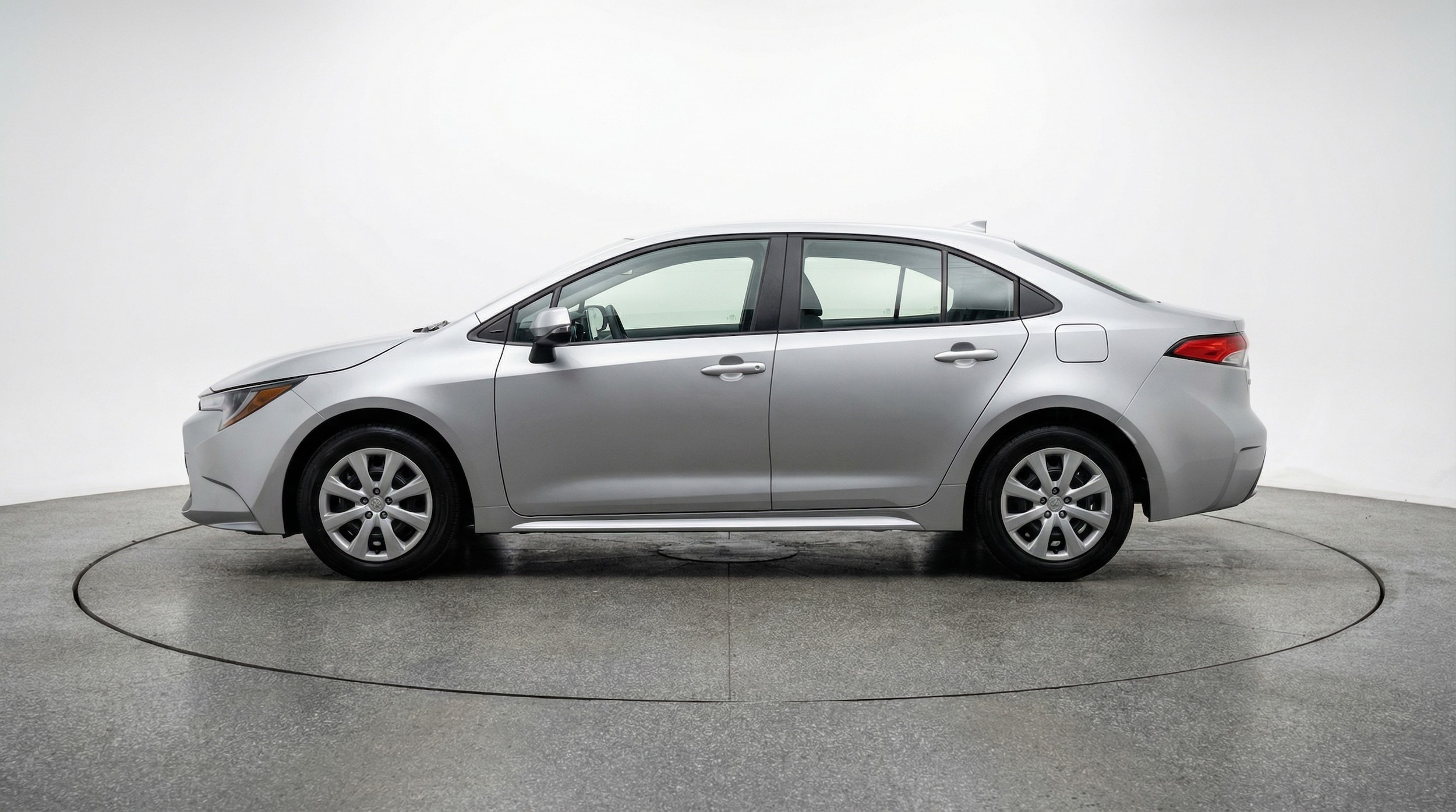 Thumbnail: 2025 Toyota Corolla - 4