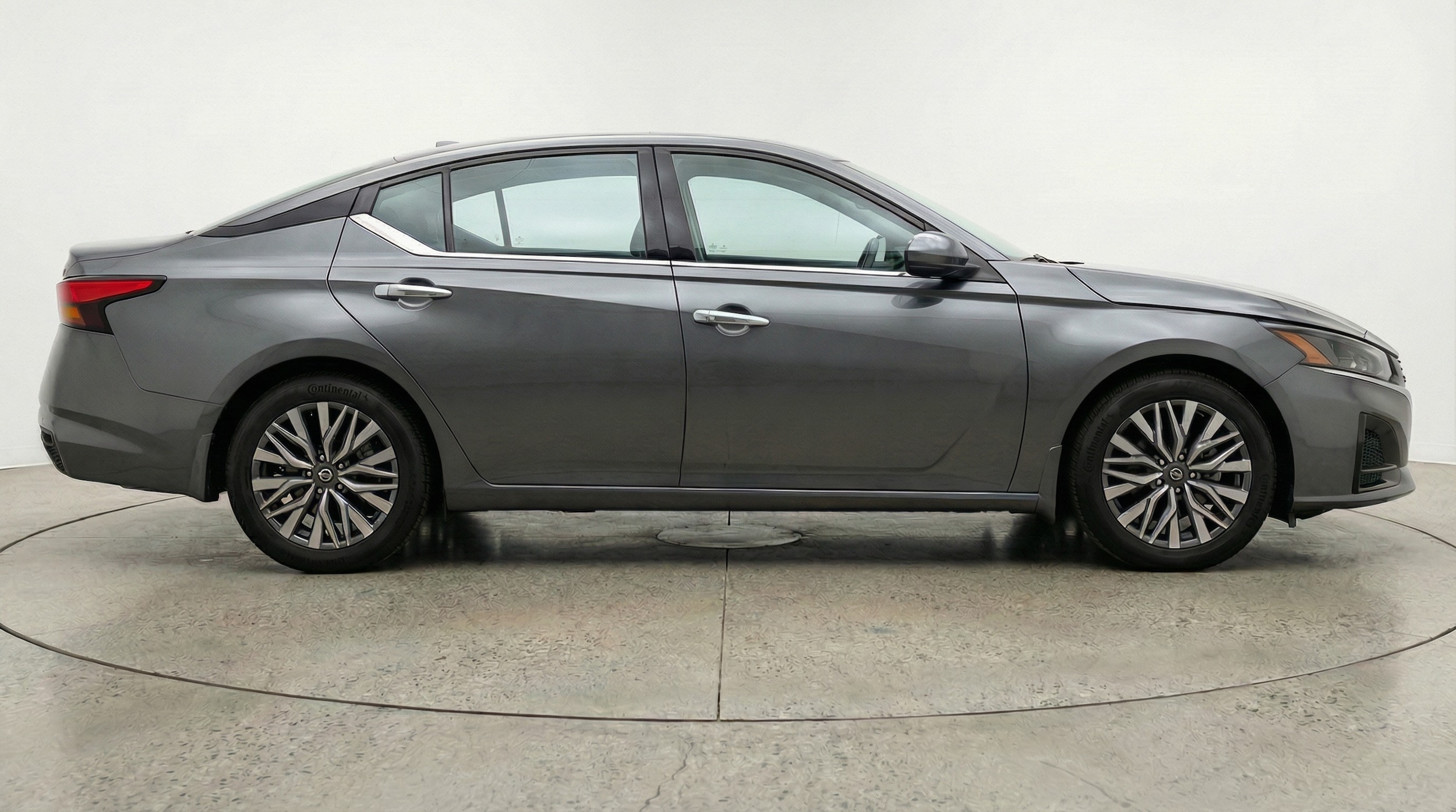 Thumbnail: 2025 Nissan Altima - 8