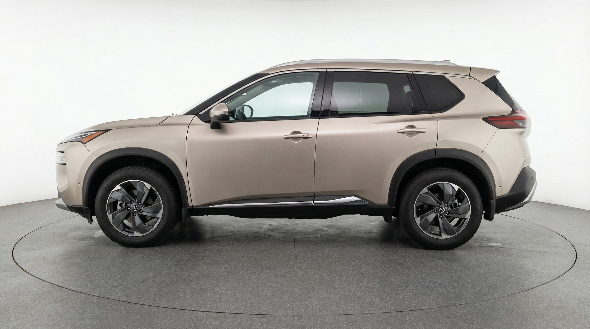 Thumbnail: 2025 Nissan Rogue - 4