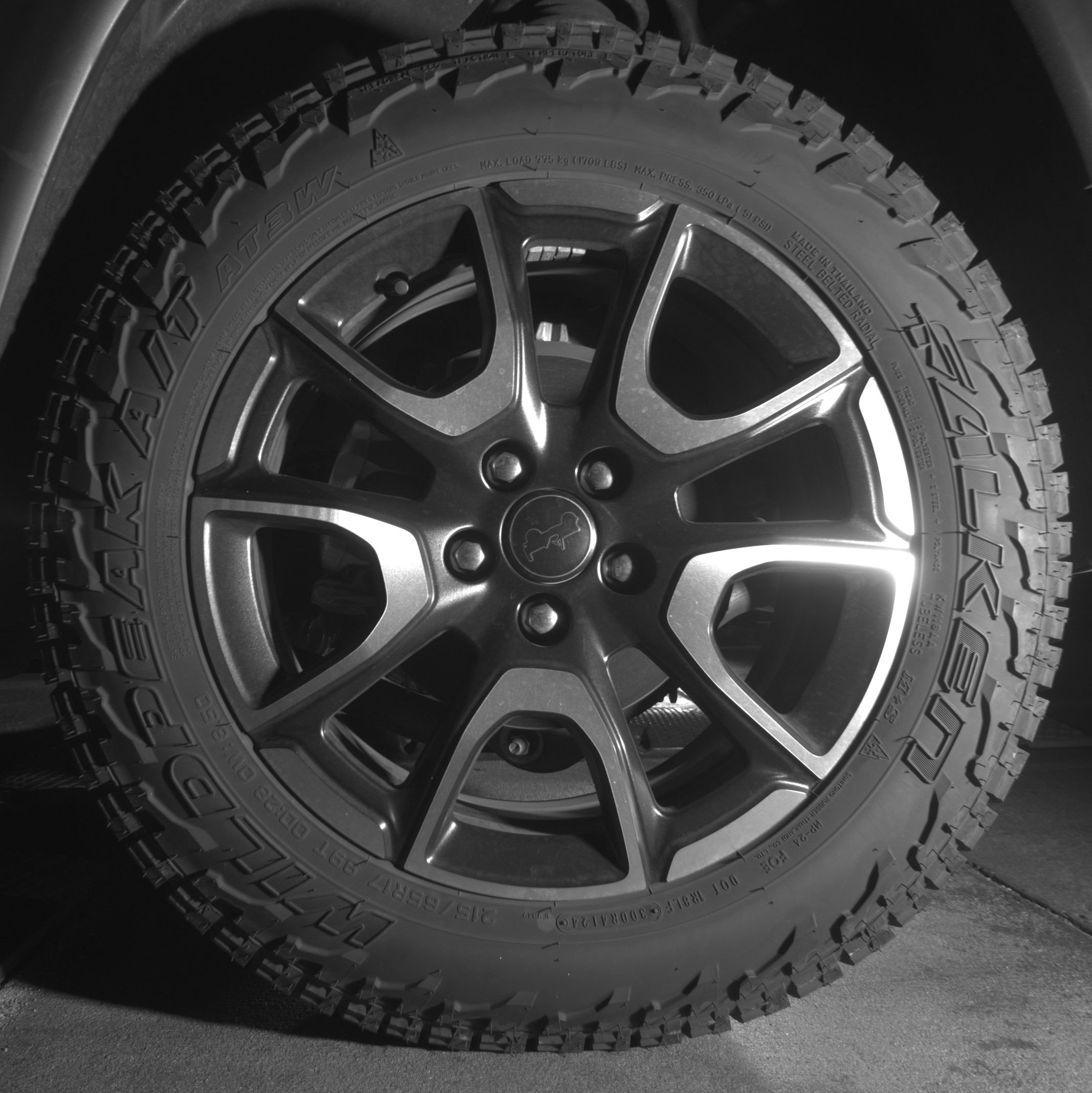 Thumbnail: 2025 Jeep Compass - 14