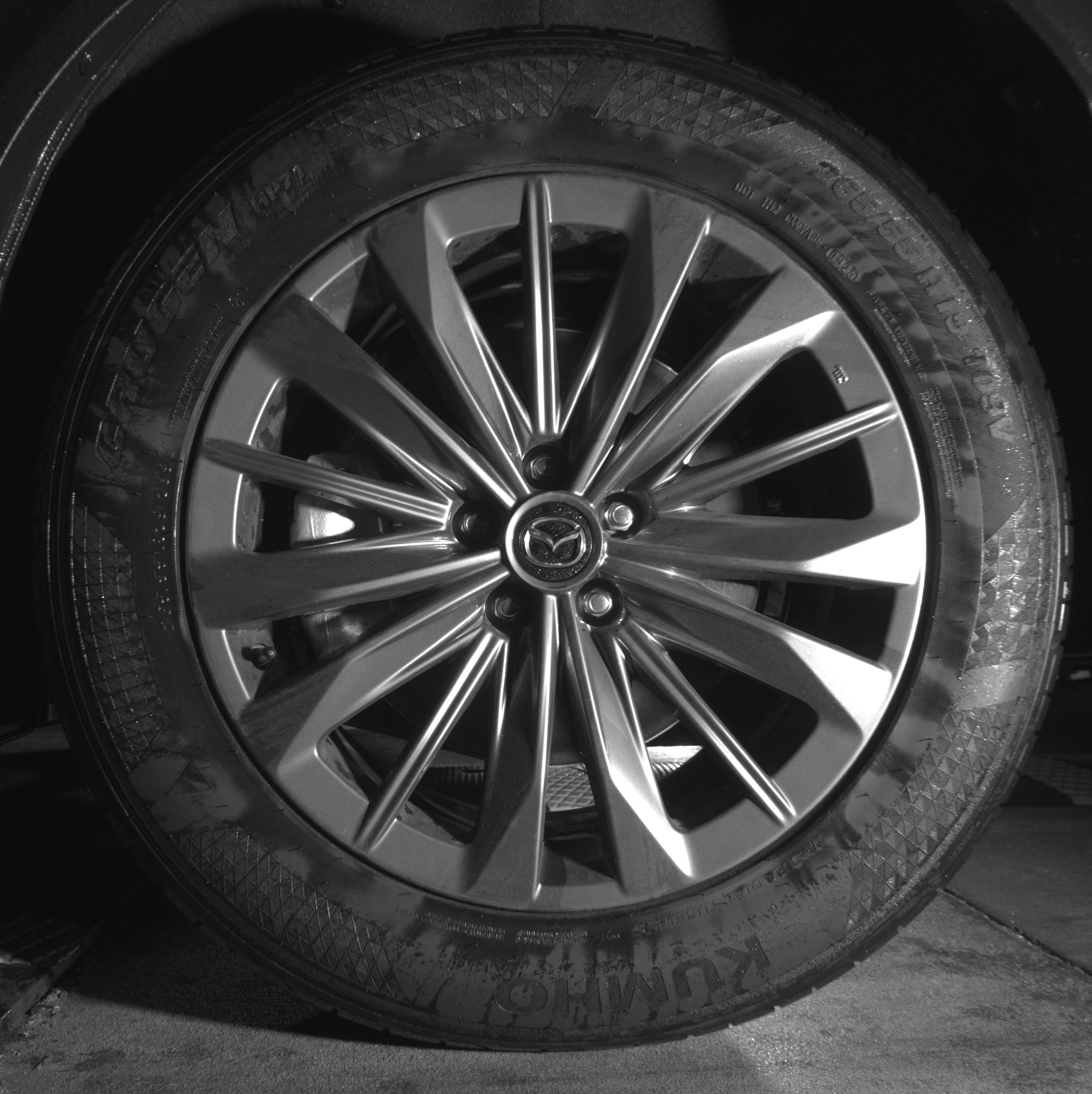 Thumbnail: 2025 Mazda CX-70 - 11