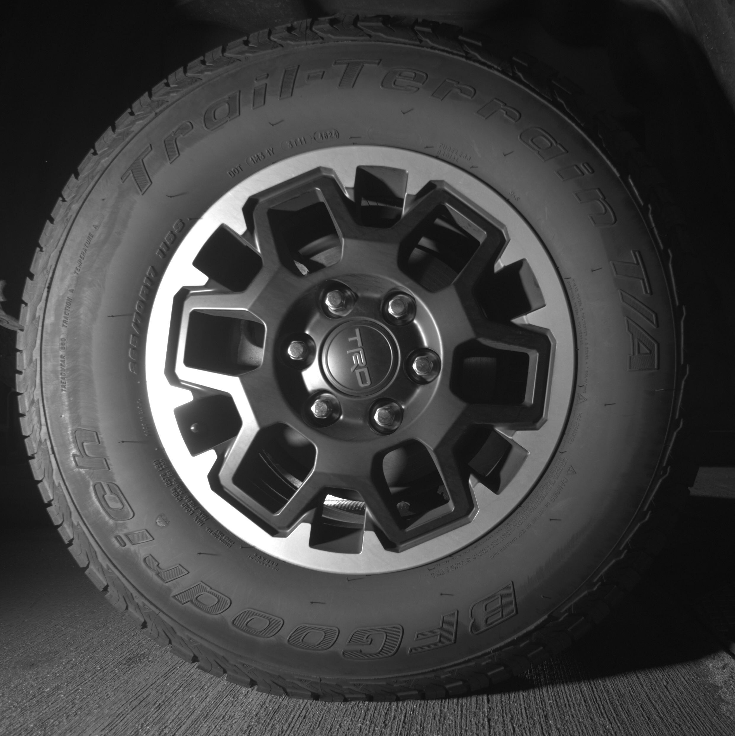 Thumbnail: 2025 Toyota Tacoma - 12