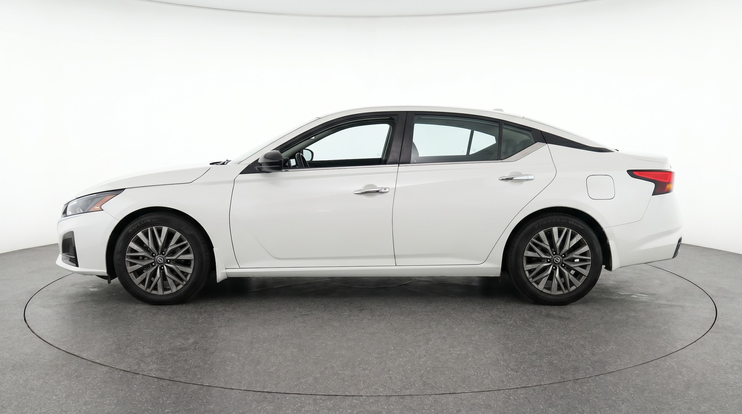 Thumbnail: 2025 Nissan Altima - 4