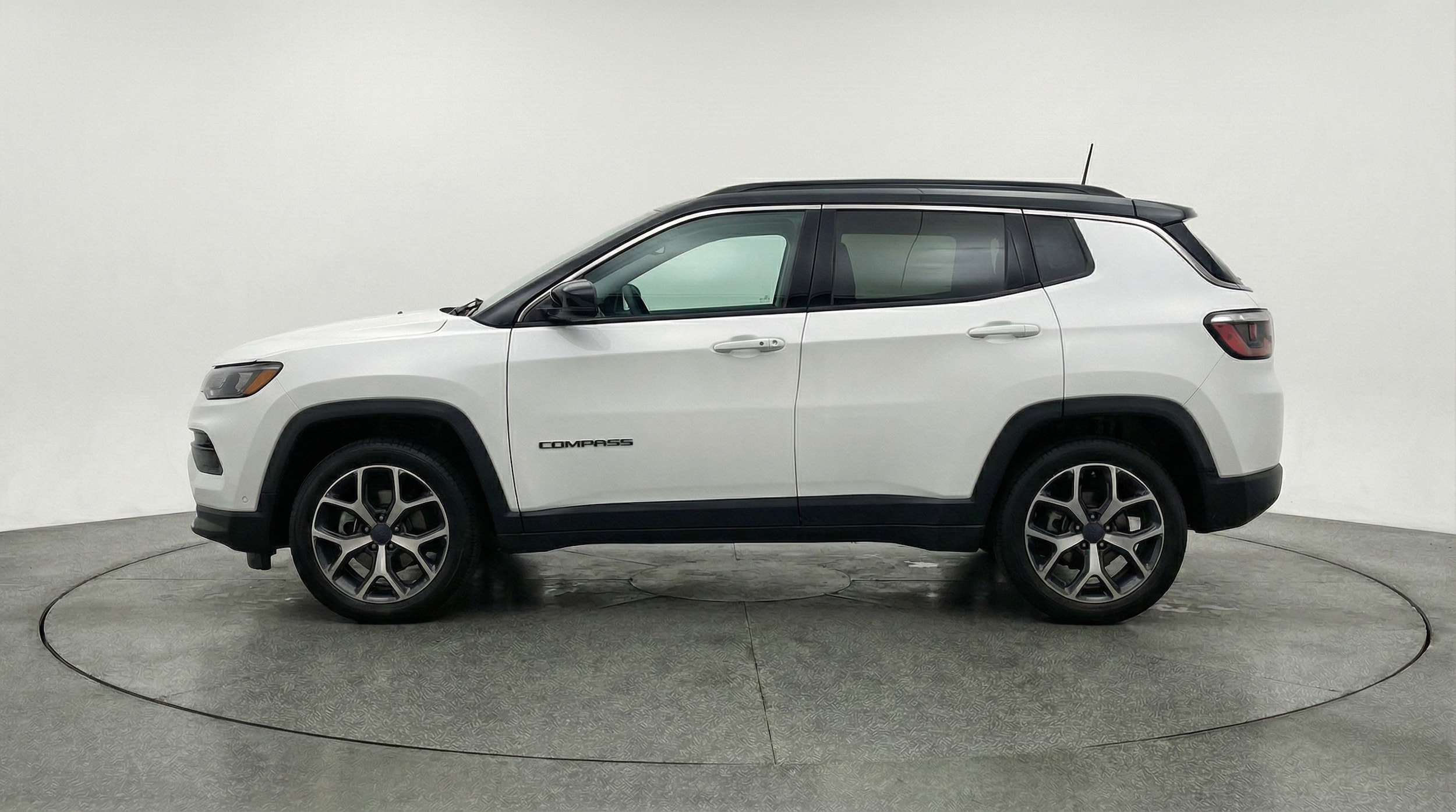Thumbnail: 2025 Jeep Compass - 4