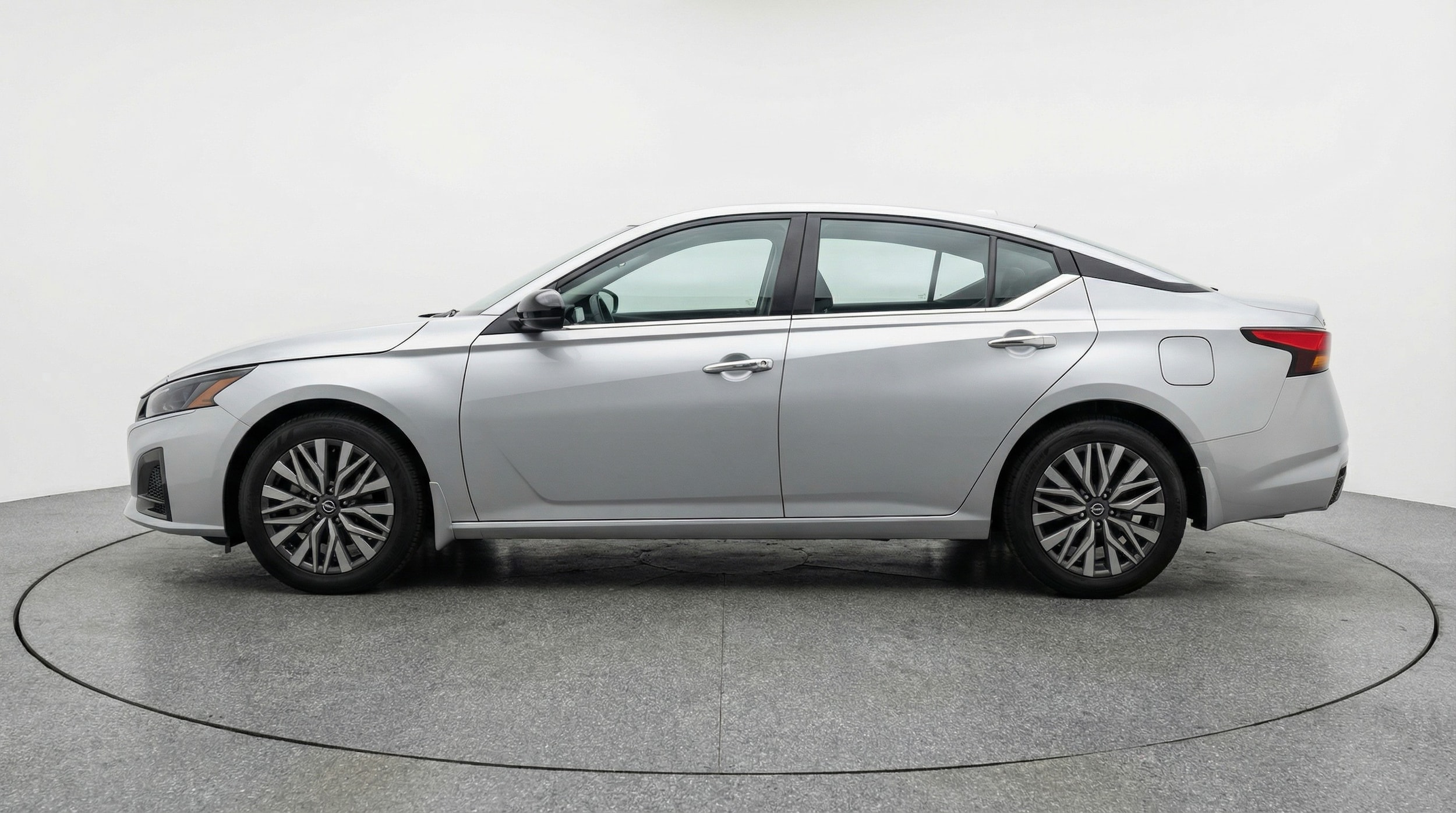 Thumbnail: 2025 Nissan Altima - 4