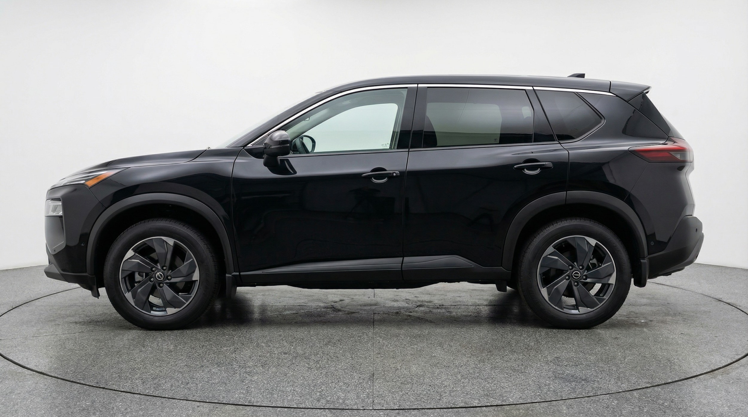 Thumbnail: 2025 Nissan Rogue - 4