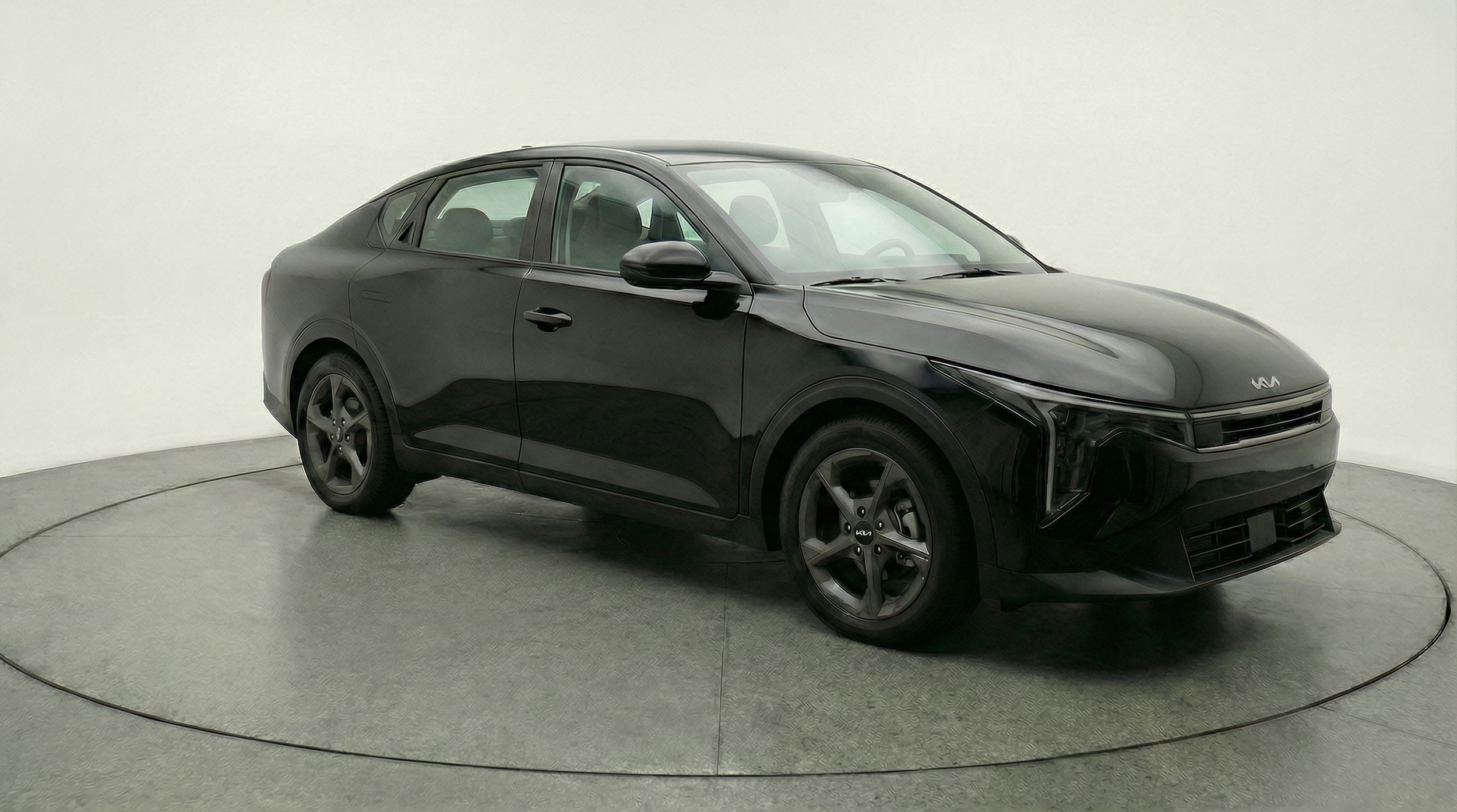 Thumbnail: 2025 Kia K4 - 1