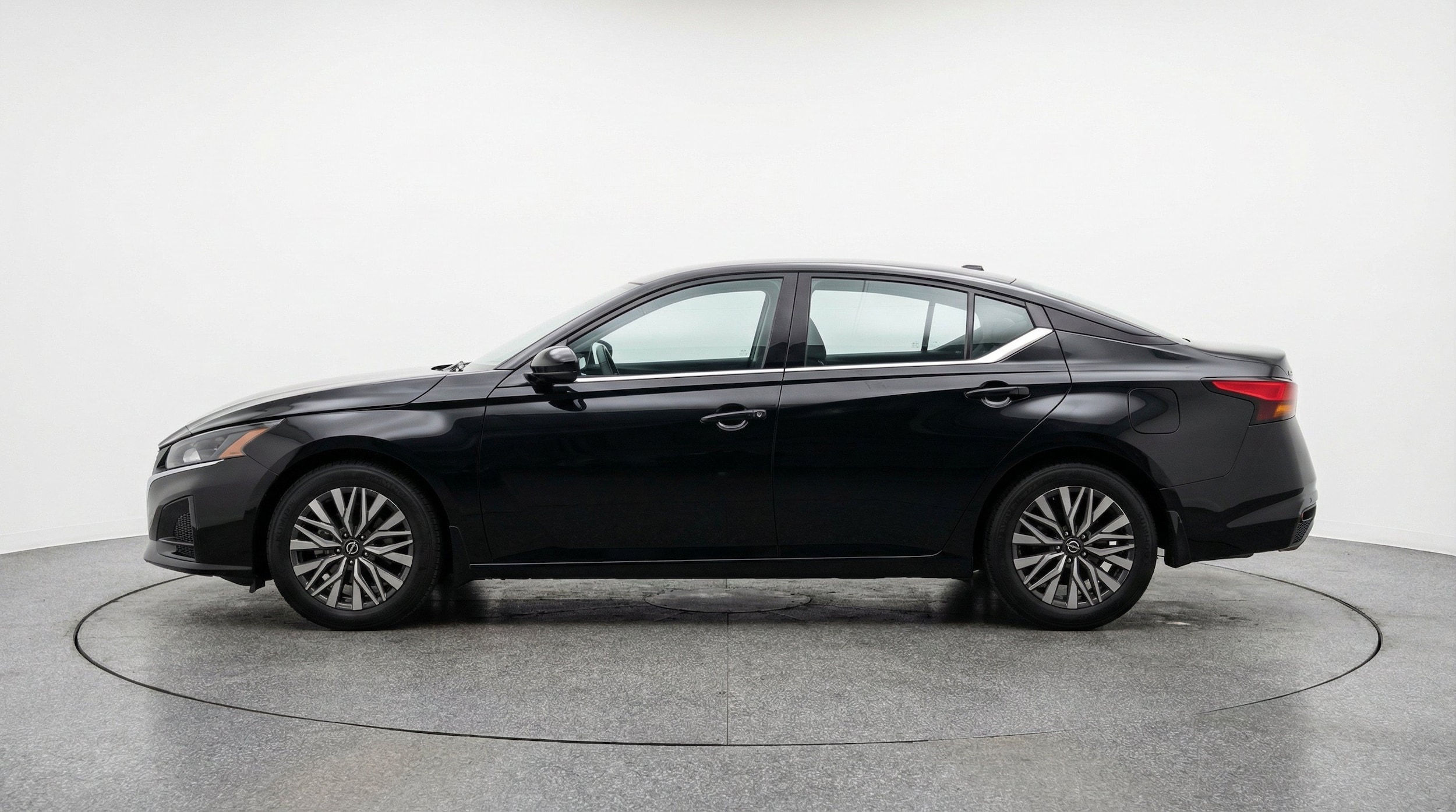 Thumbnail: 2026 Nissan Altima - 5