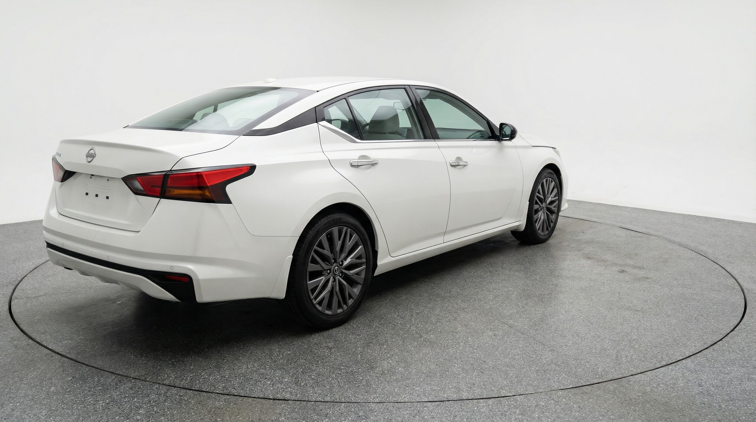 Thumbnail: 2025 Nissan Altima - 7