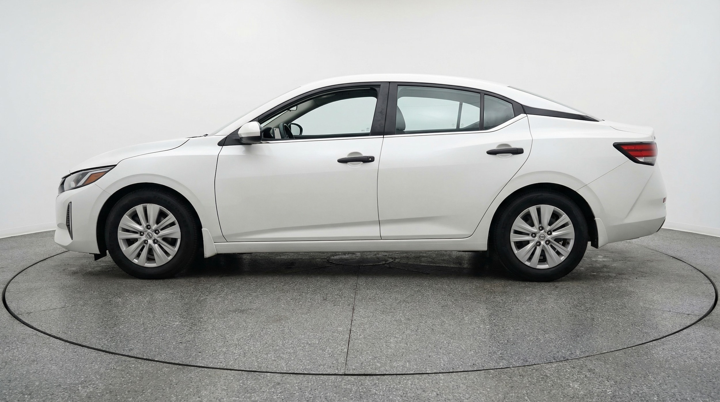 Thumbnail: 2025 Nissan Sentra - 4