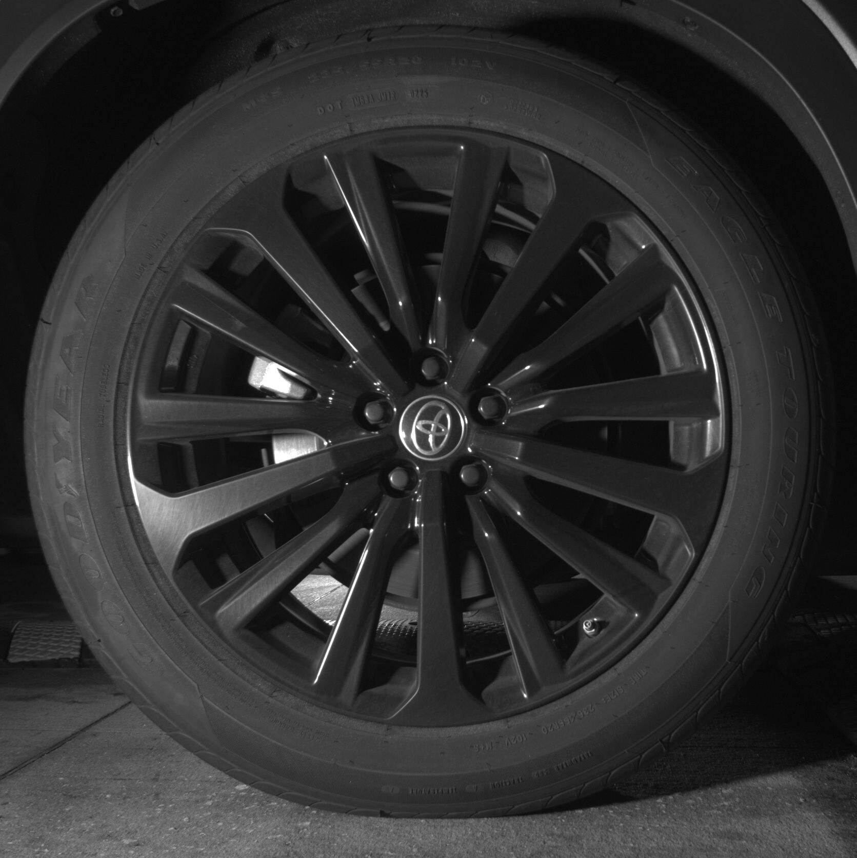 Thumbnail: 2025 Toyota Highlander - 12