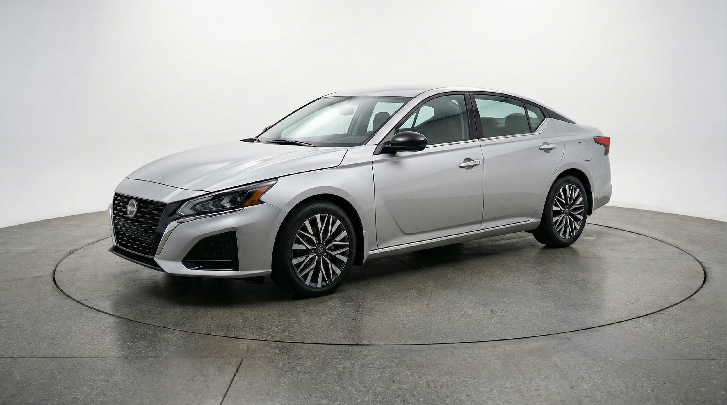 Thumbnail: 2025 Nissan Altima - 3