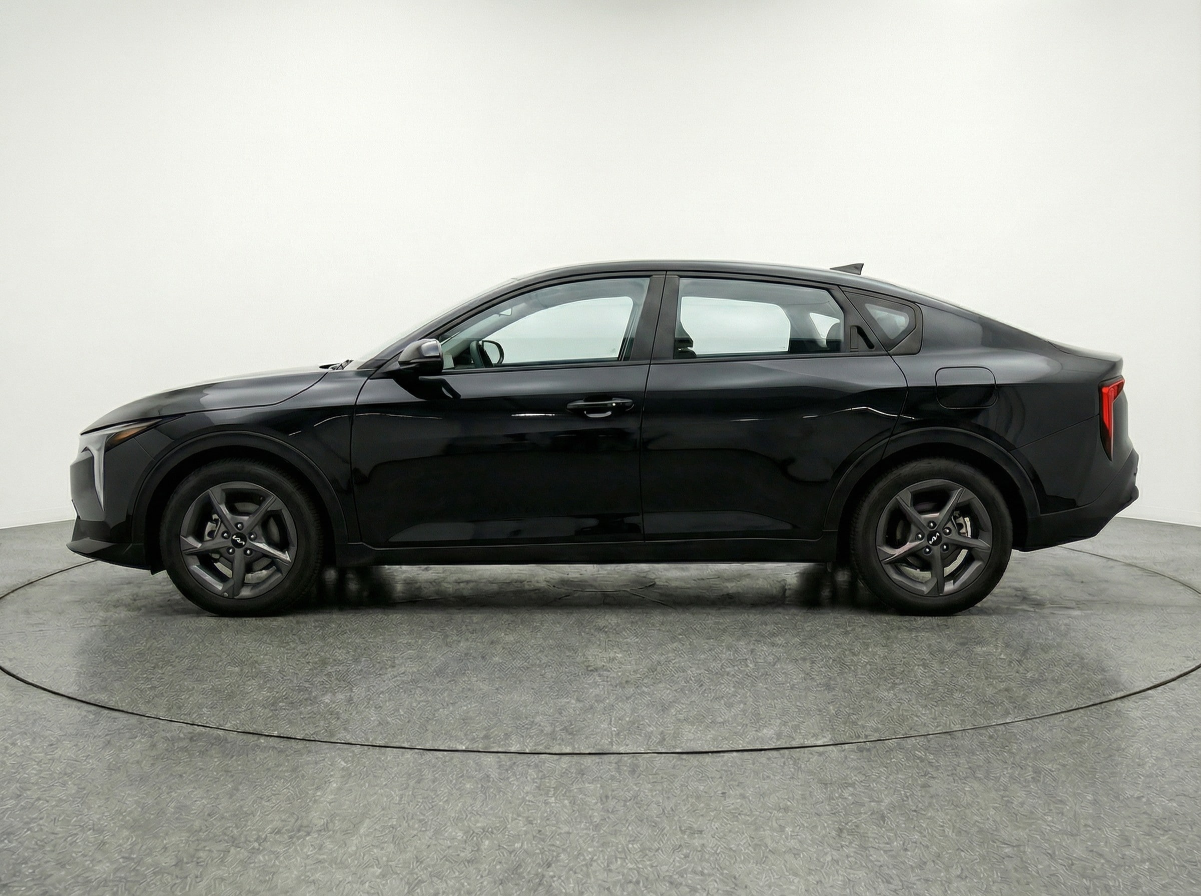 Thumbnail: 2025 Kia K4 - 4